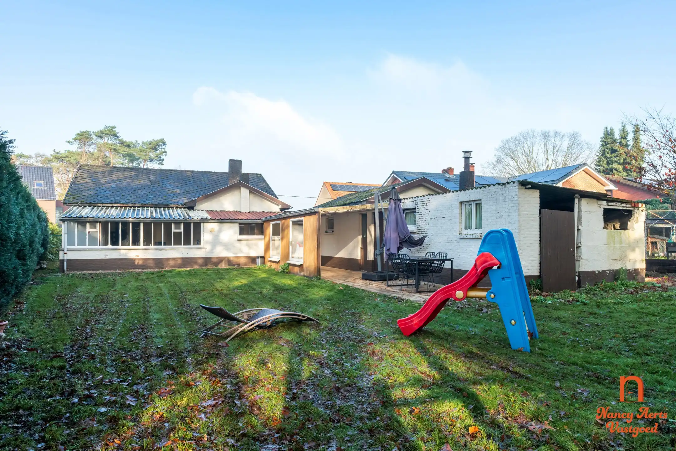 Gezellige bungalow met tuin en renovatiekansen in Koersel foto 3