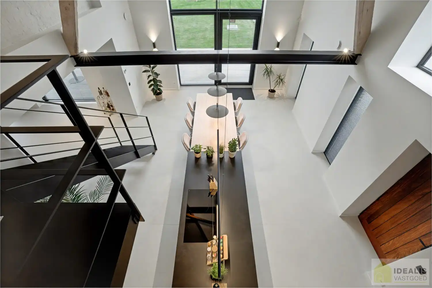 IDEALIS VASTGOED - EEN BIJZONDER HUIS, EEN BIJZONDERE LOCATIE, EEN UNIEKE KANS OM TE WONEN IN EEN AUTHENTIEK LANDHUIS MET EEN PRACHTIGE INRICHTING EN EEN HOOGWAARDDIGE AFWERKINGSGRAAD! foto 23