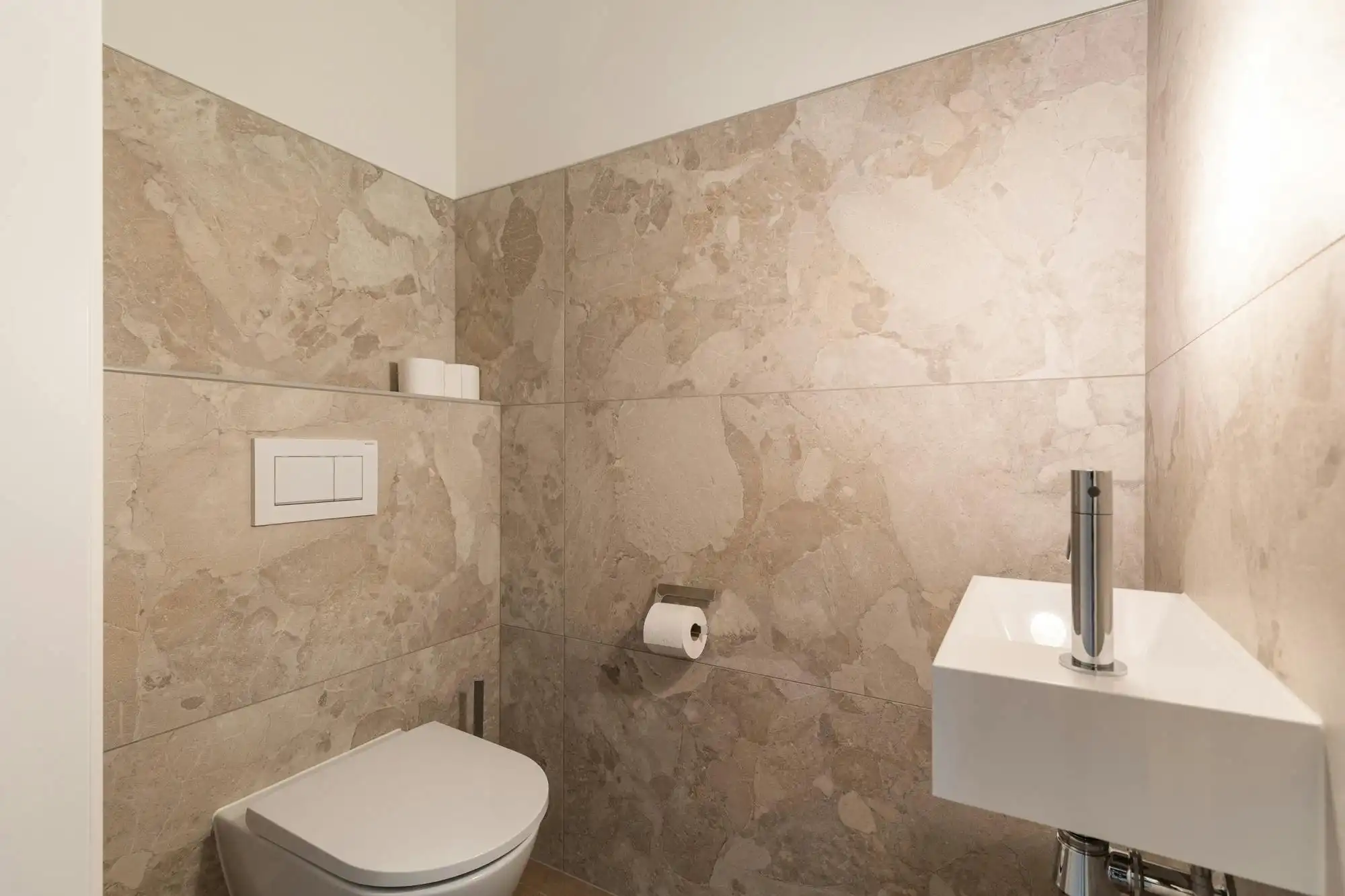Instapklaar appartement (234 m²)  te koop in Weelde foto 24