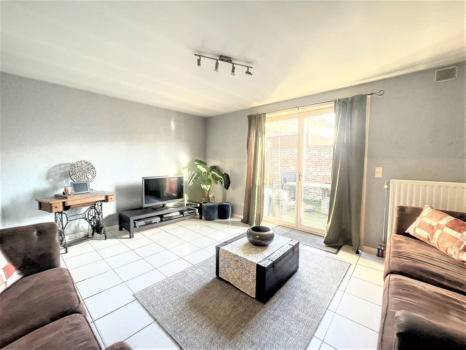 Sympathieke woning met hoge kwalitatieve afwerking in een oase van rust middenin centrum. foto 5