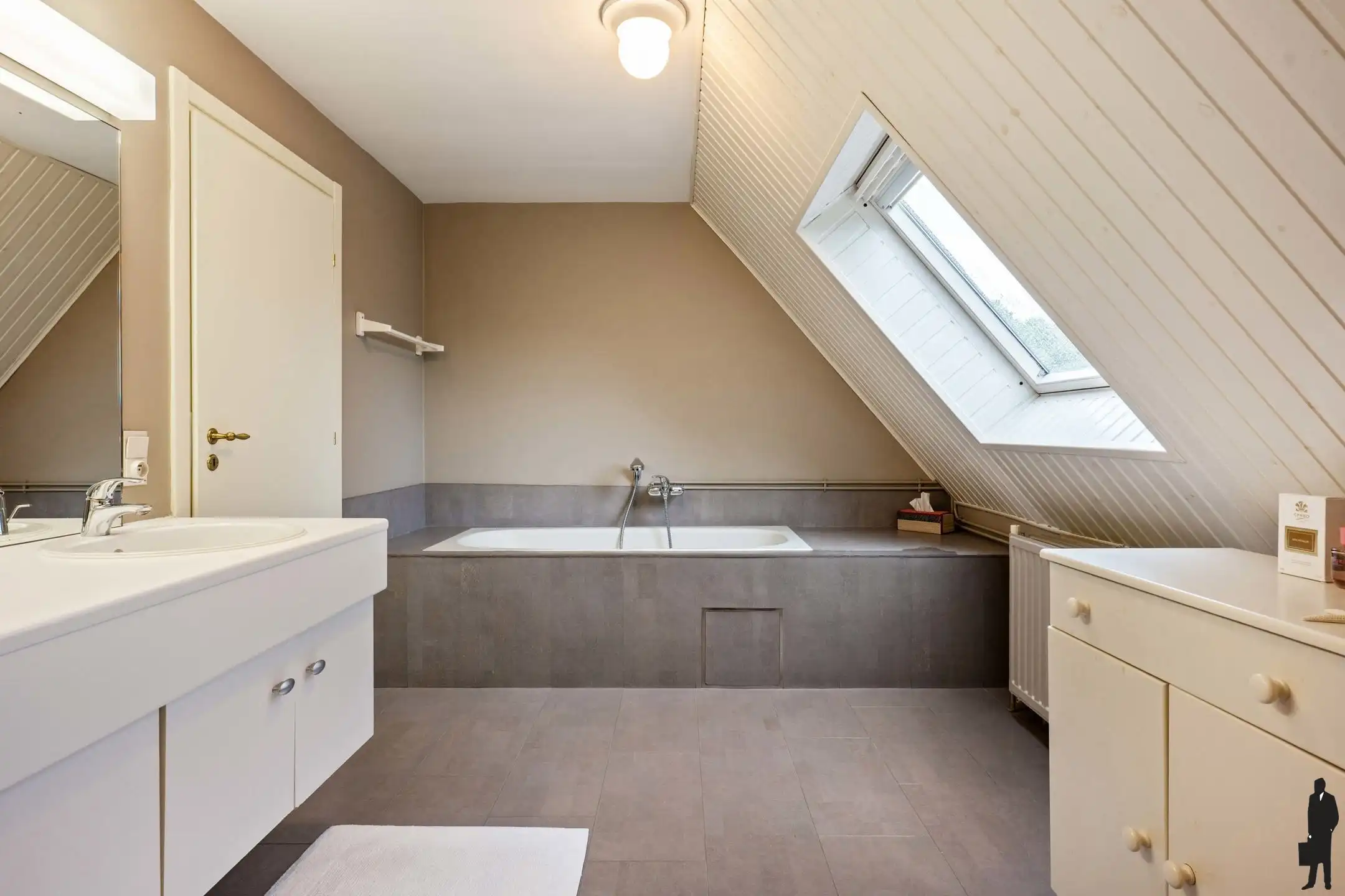 Charmante woning op een uitzonderlijke locatie in Aartselaar foto 15