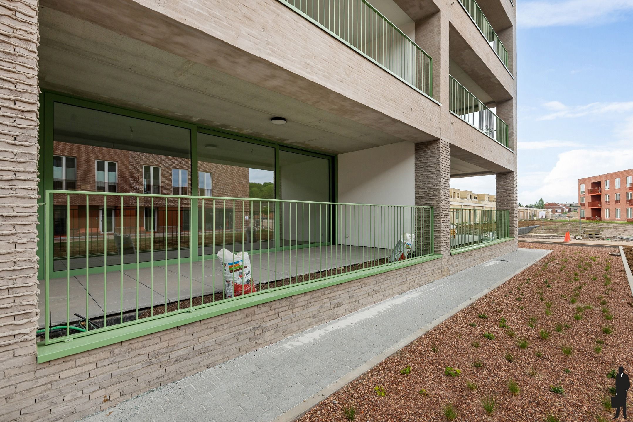 GLVL appartement met 2 slpks, ruim terras en autostaanplaats foto 16