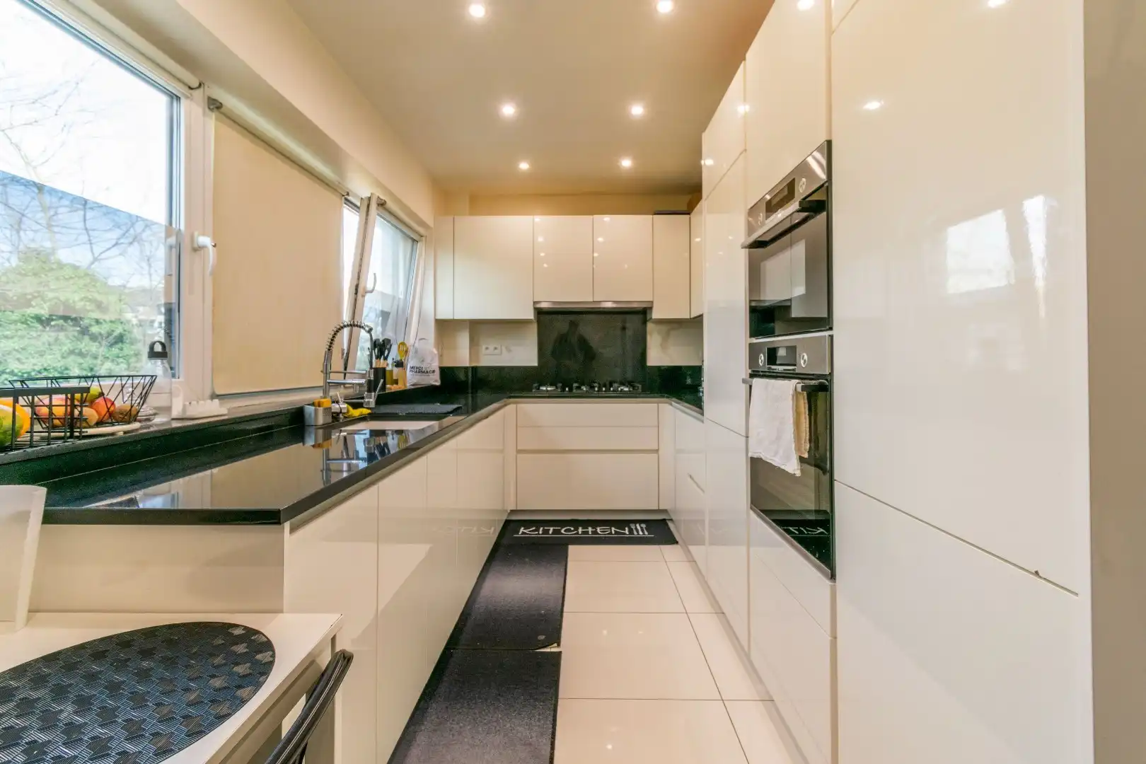 RECENTE OPBRENGSTEIGENDOM MET 2 APPARTEMENTEN! foto 7