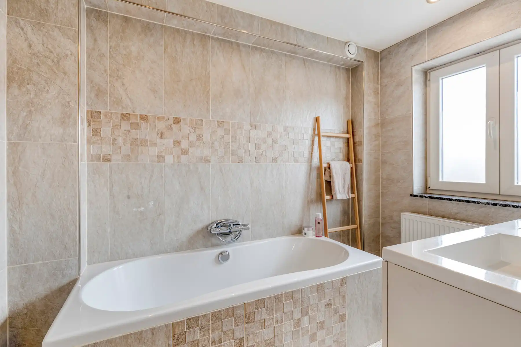 Instapklare woning met 3 slaapkamers, tuin en EPC B foto 17