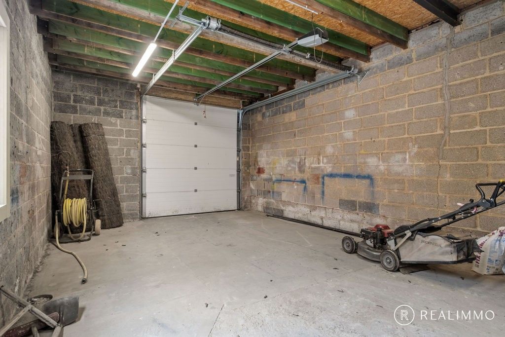 Instapklare topper met garage in Zwevegem! foto 2