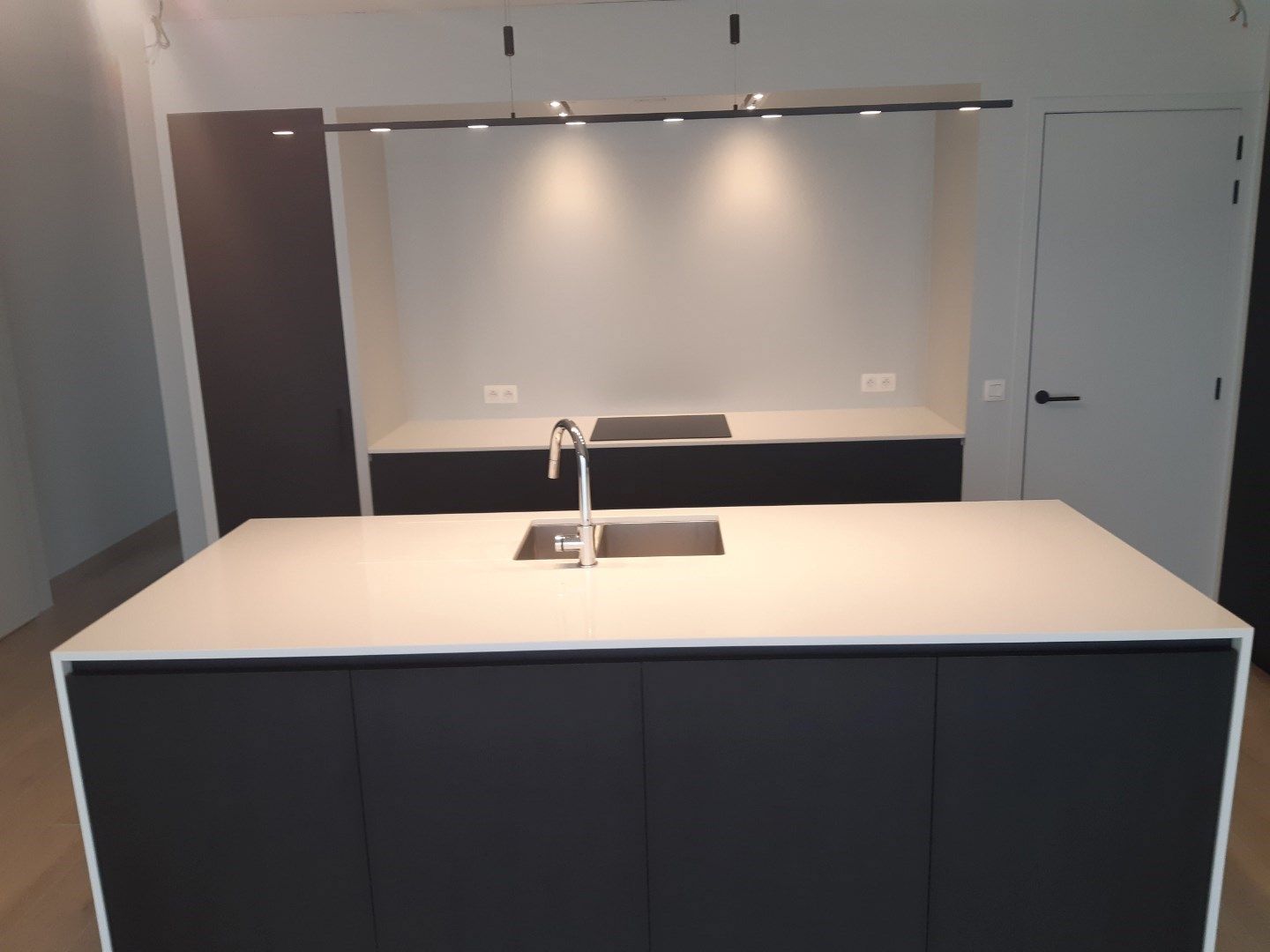 Luxueus wonen in hartje Merelbeke. foto 8