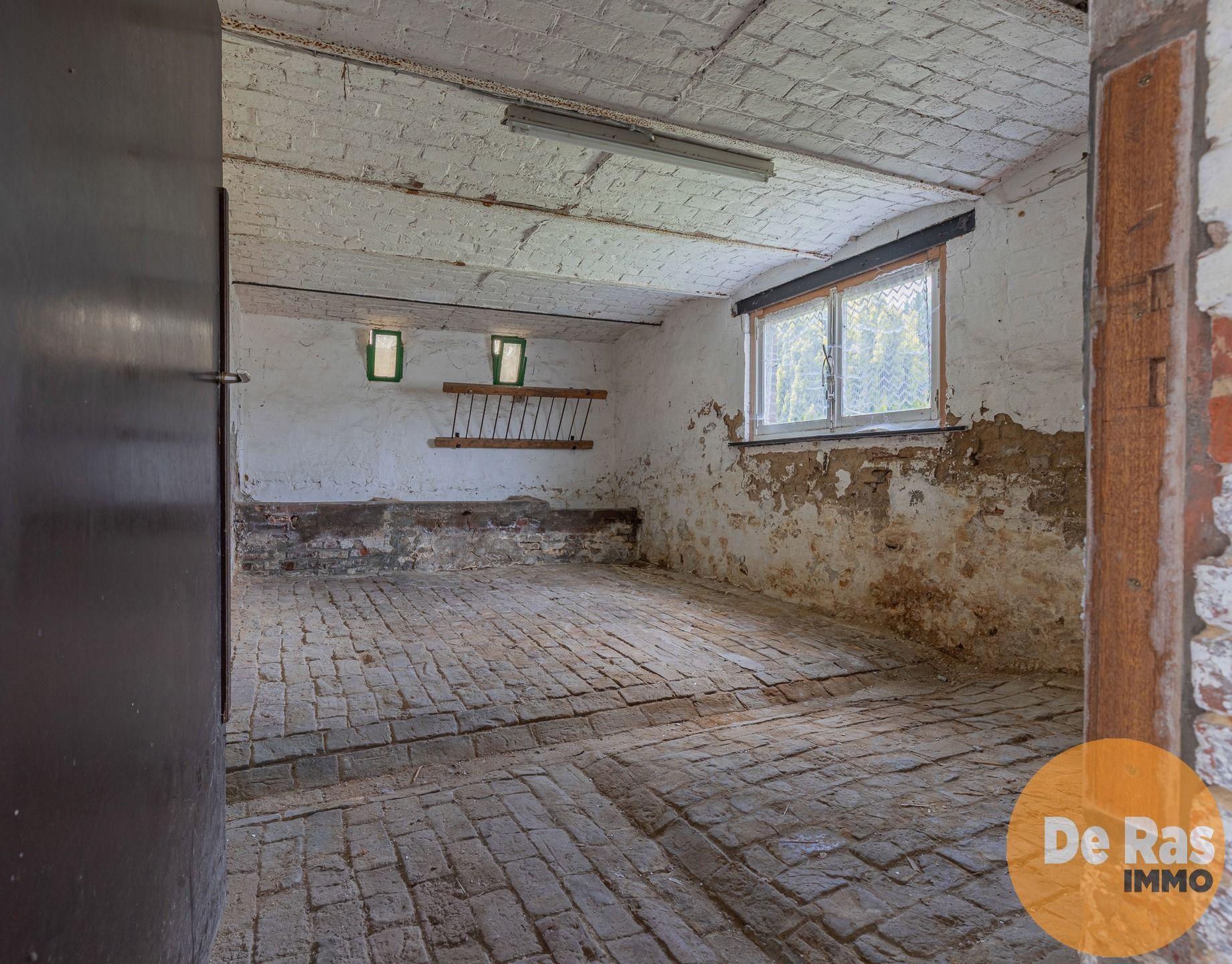 BORSBEKE - Te renoveren woning voorzien van tuin en garage foto 26