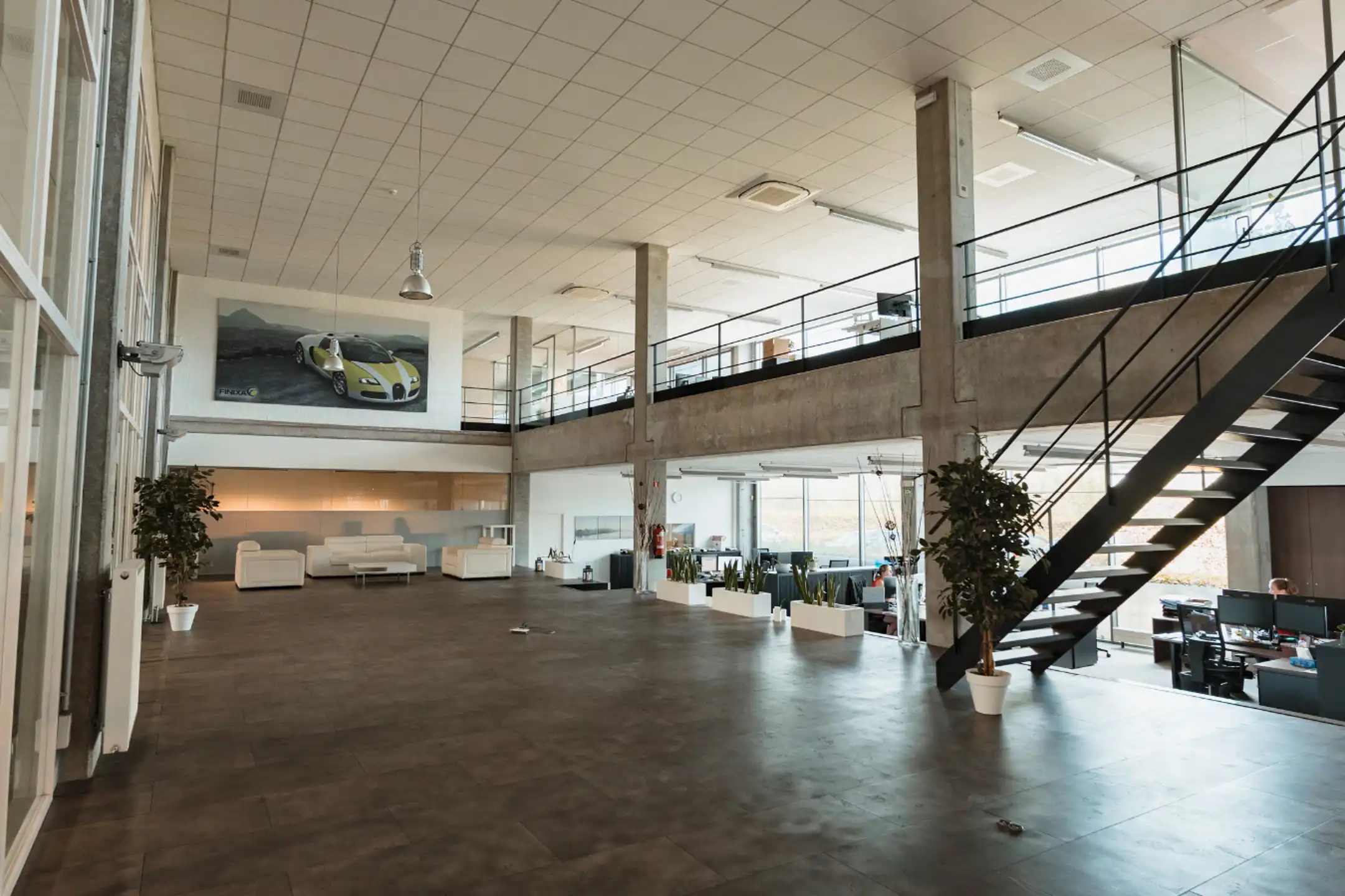 Modern bedrijfsgebouw langs E17 in Zwijndrecht foto 15