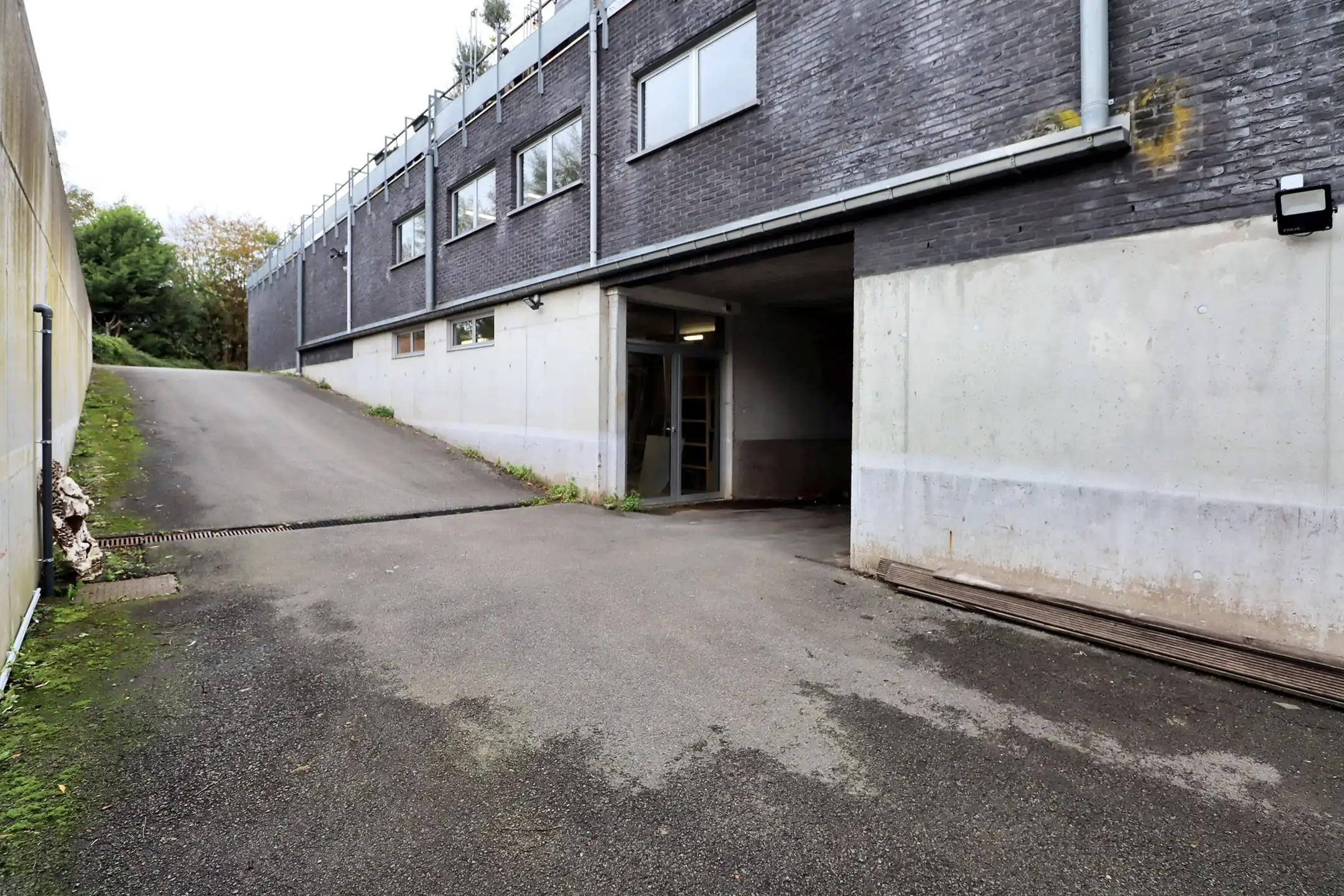 Handelspand 1.830 m² aan invalsweg Puurs foto 10