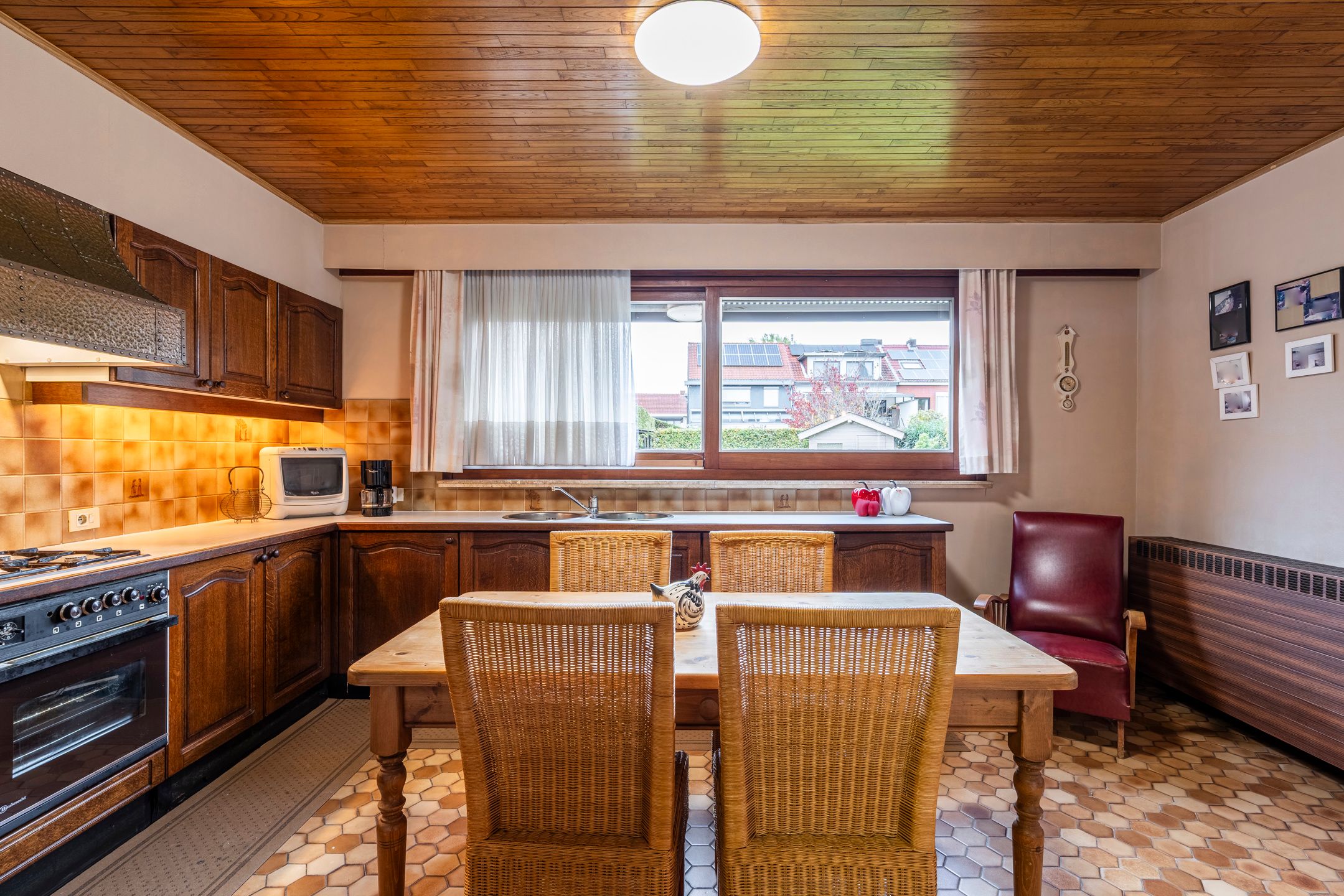 Charmante stadswoning nabij jachthaven met 3 slks en garage foto 12