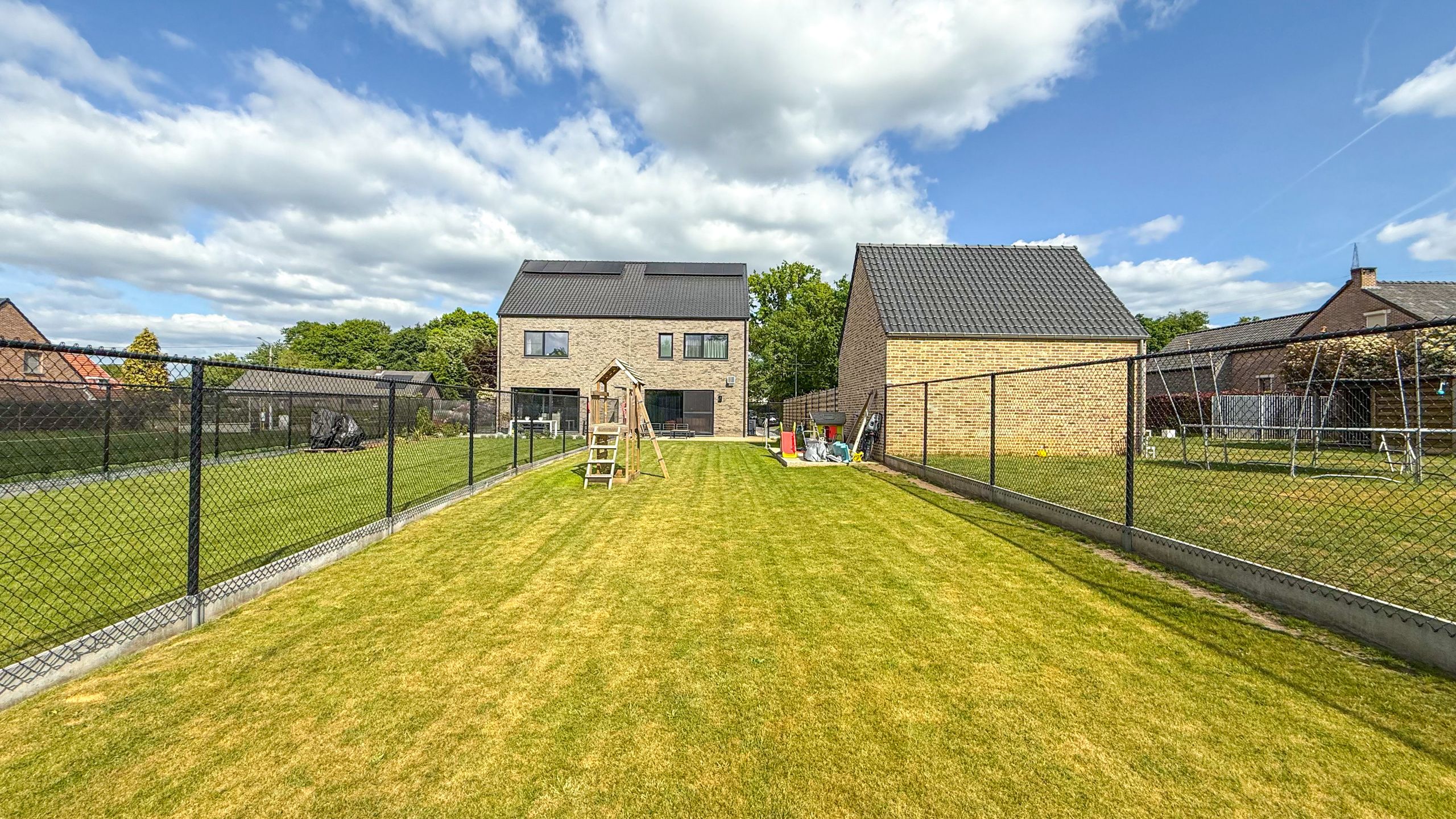 Instapklare BEN-woning met 4slpk en grote omheinde tuin! foto 46