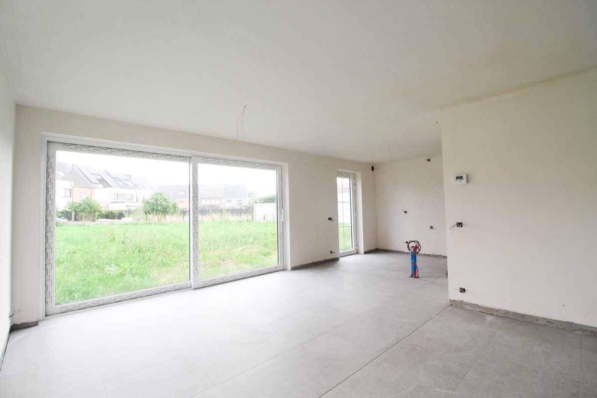 Hectaar bouwt 8 halfopen nieuwbouwwoningen te Blaasveld. foto 4