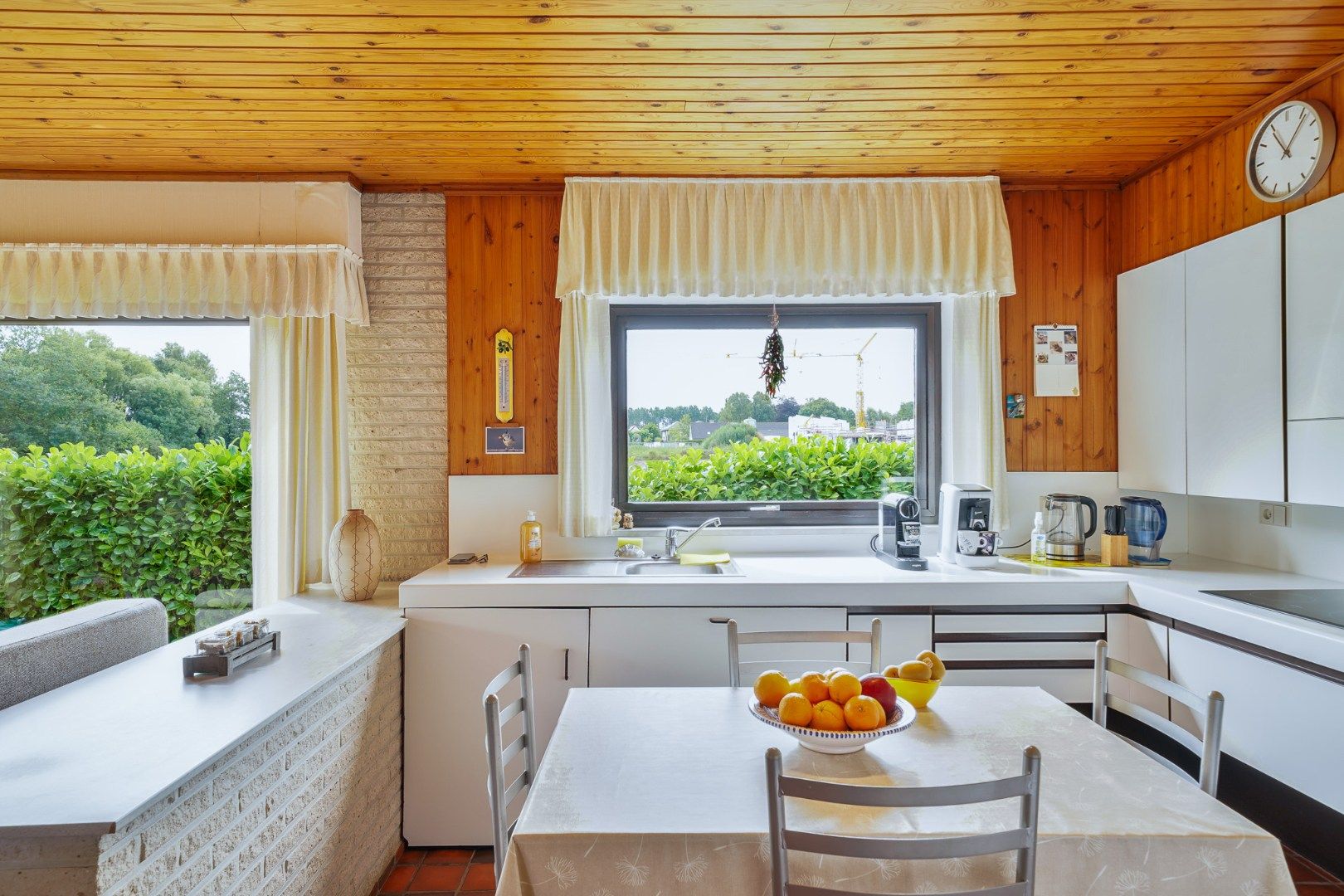 Perfect onderhouden bungalow met 3 slaapkamers op zonnig perceel in Roksem! foto 10