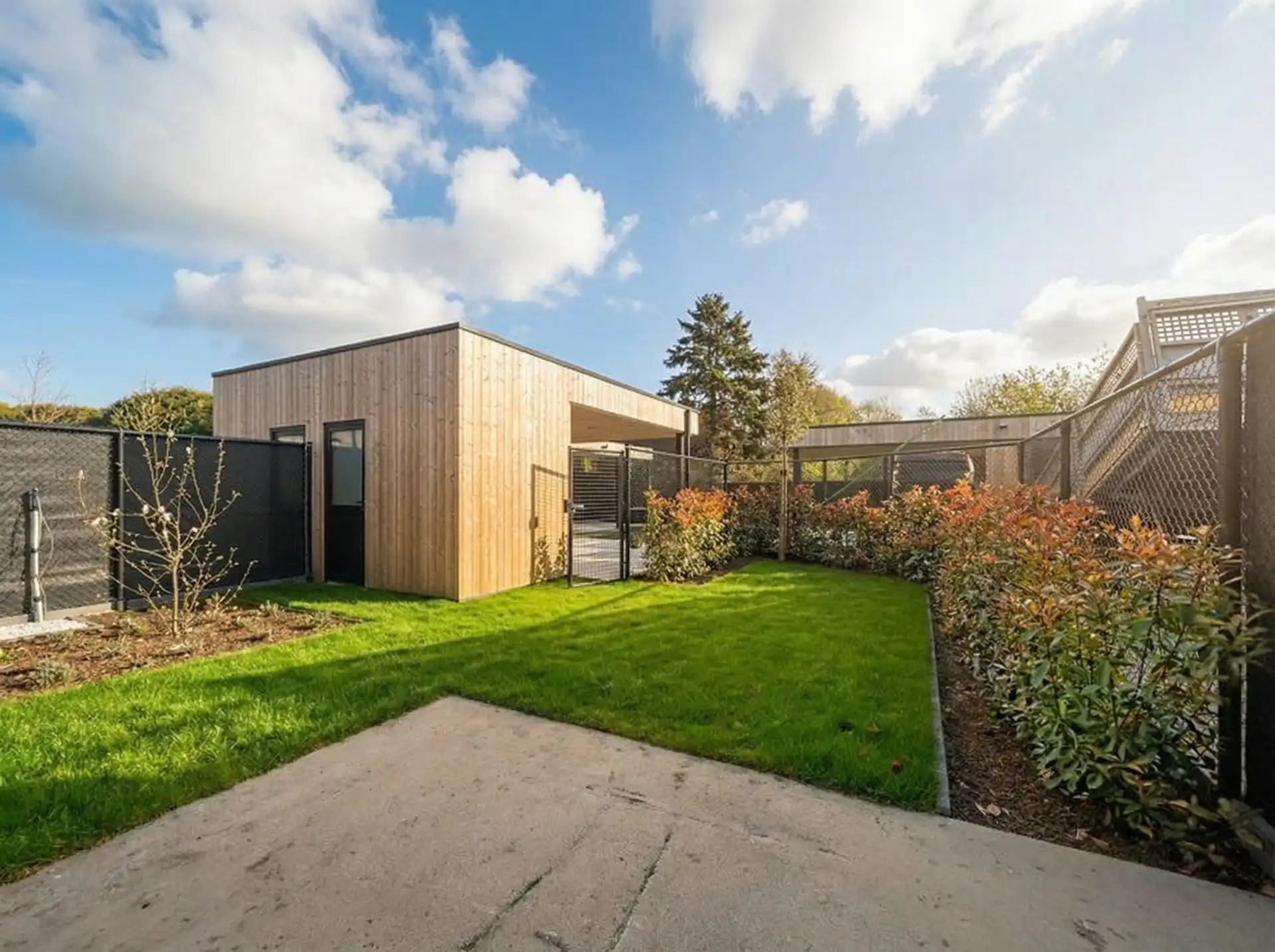 Nieuwbouwappartement met 3 slaapkamers en tuin! foto 11