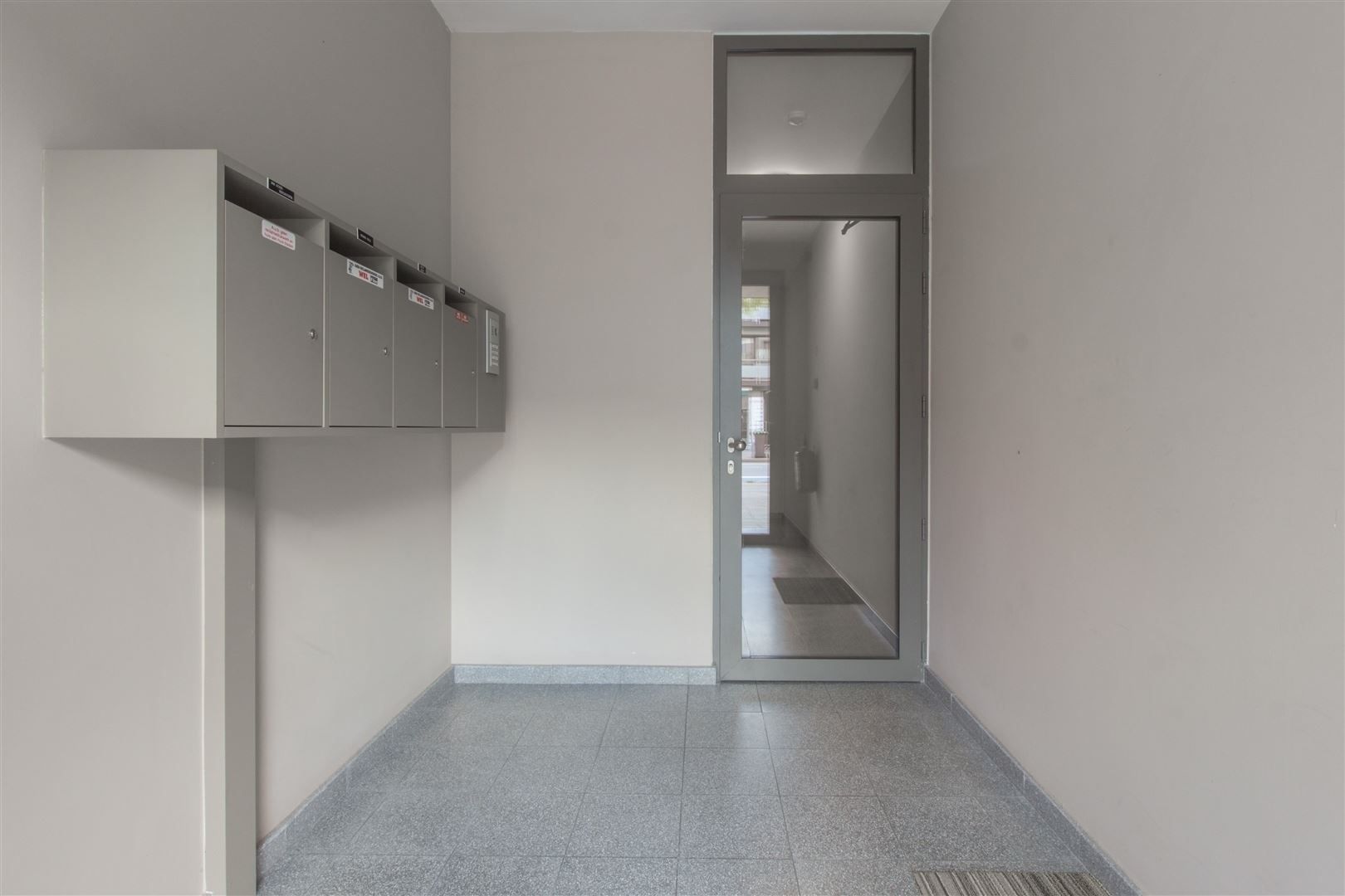 Instapklaar appartement in centrum Brasschaat foto 11