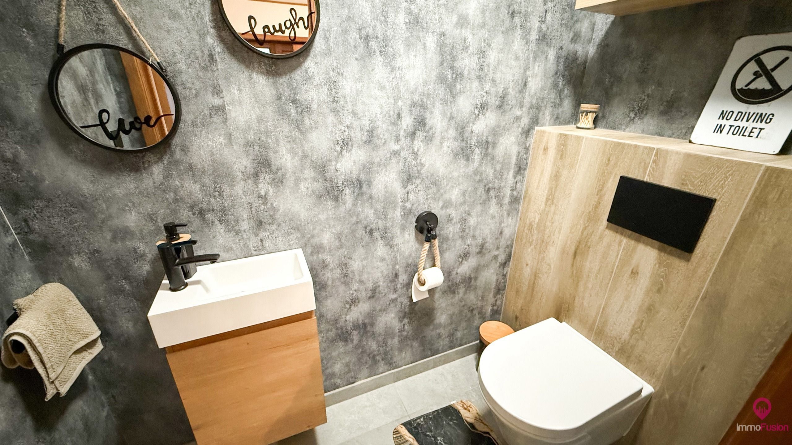 Woning 4 slpk met commerciële vergunning op centrale ligging foto 25