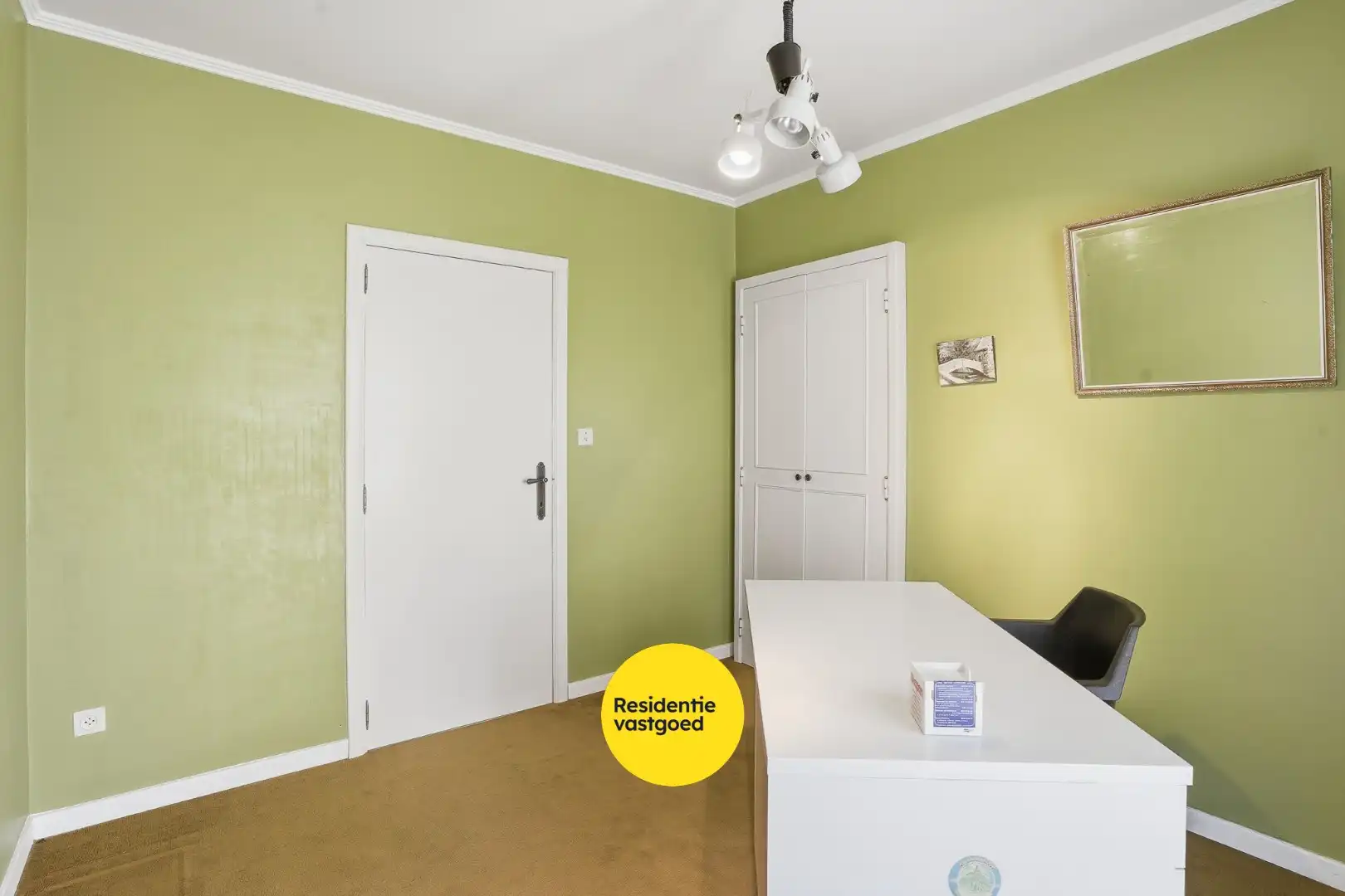 Vrijstaande bungalow met 3 slaapkamers, ruime garage en zonnige tuin foto 15