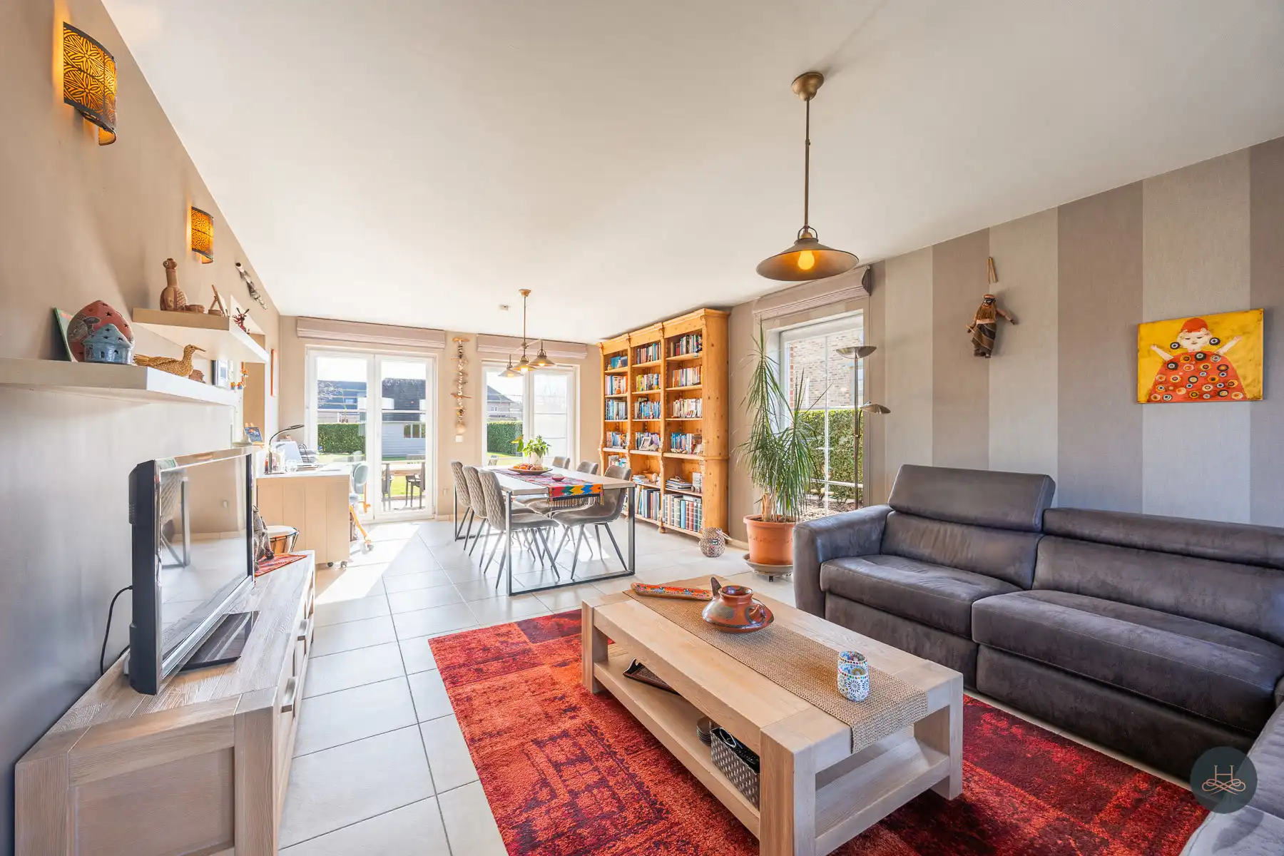 Ruime en instapklare open bebouwing in een rustige buurt foto 5