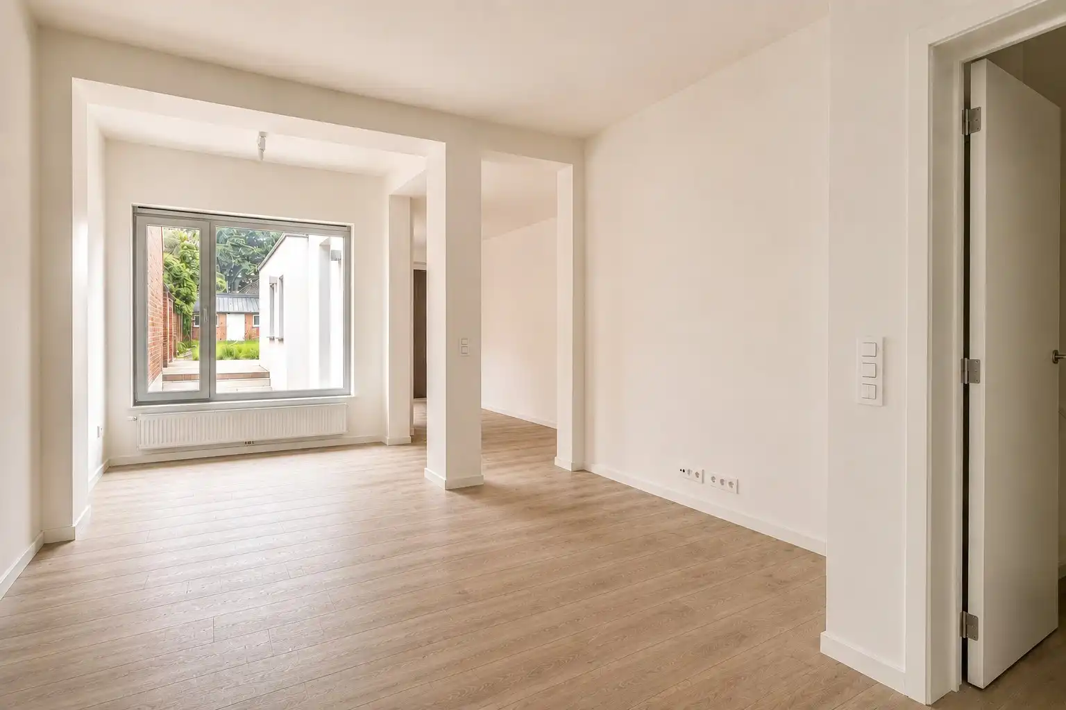 Wauw-effect in hartje Izegem: luxueus gerenoveerde, instapklare woning - EPC A! foto 5