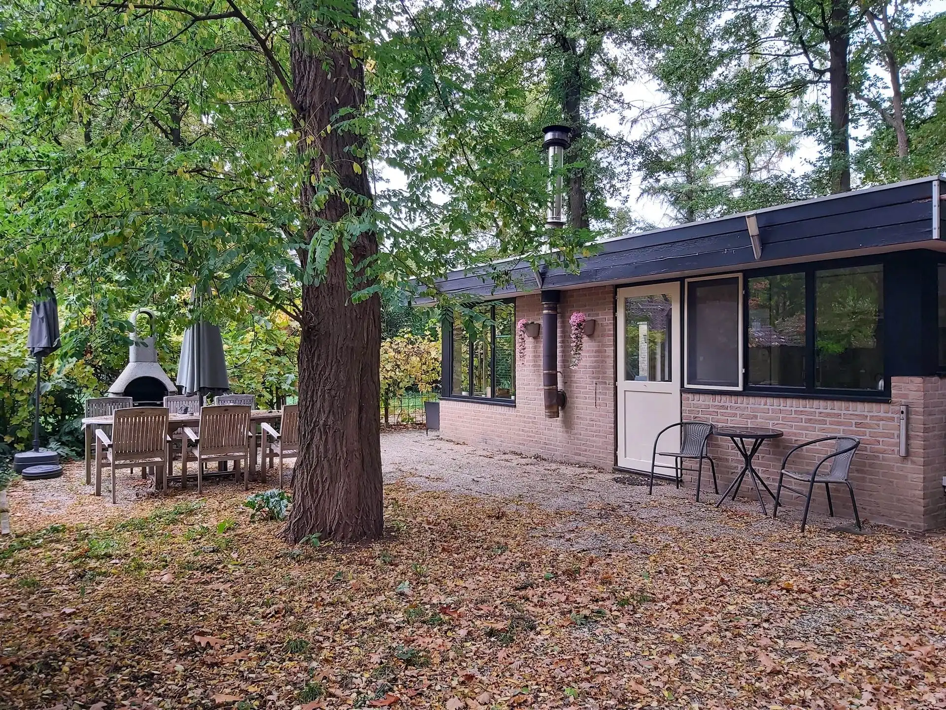 Vakantiewoning met 2 slaapkamer en inboedel op vakantiedomein Sonnevijver te Rekem! foto 10