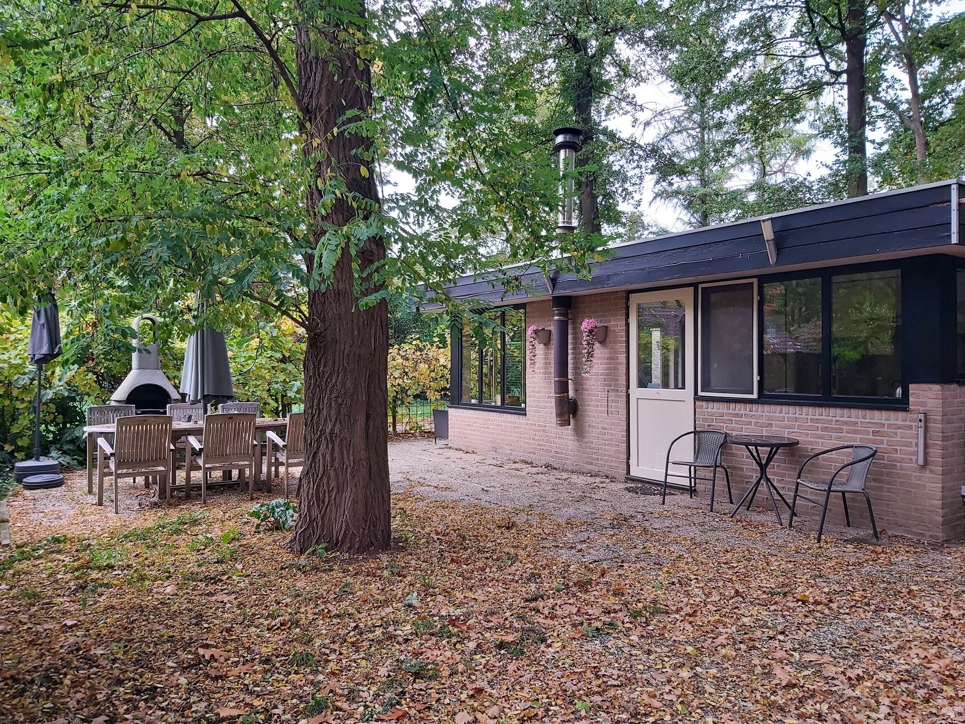 Vakantiewoning met inboedel op vakantiedomein Sonnevijver te Rekem! foto 10