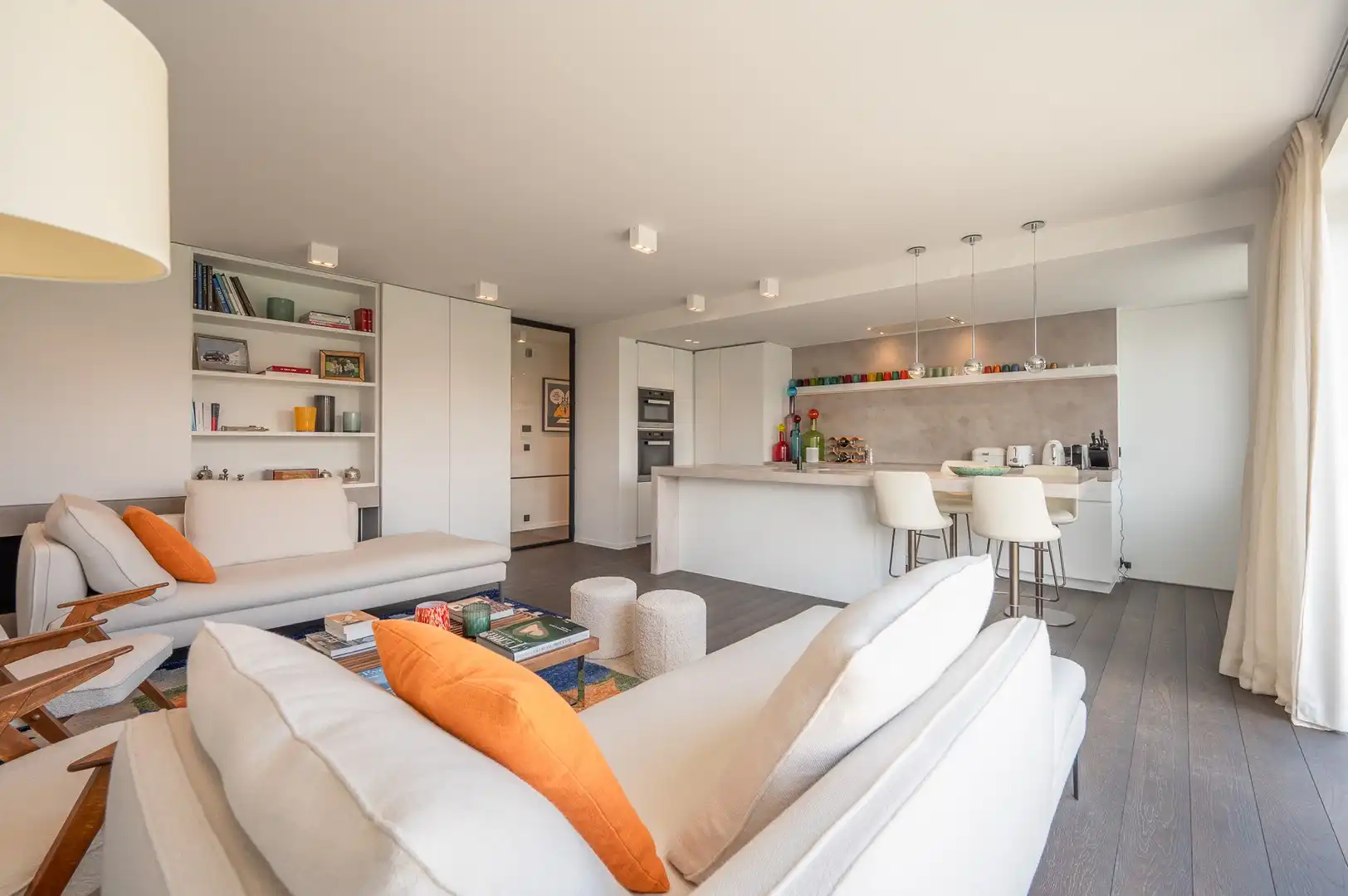 Hedendaags, instapklaar zuidgericht appartement, rustig gelegen in het Zoute. foto 11