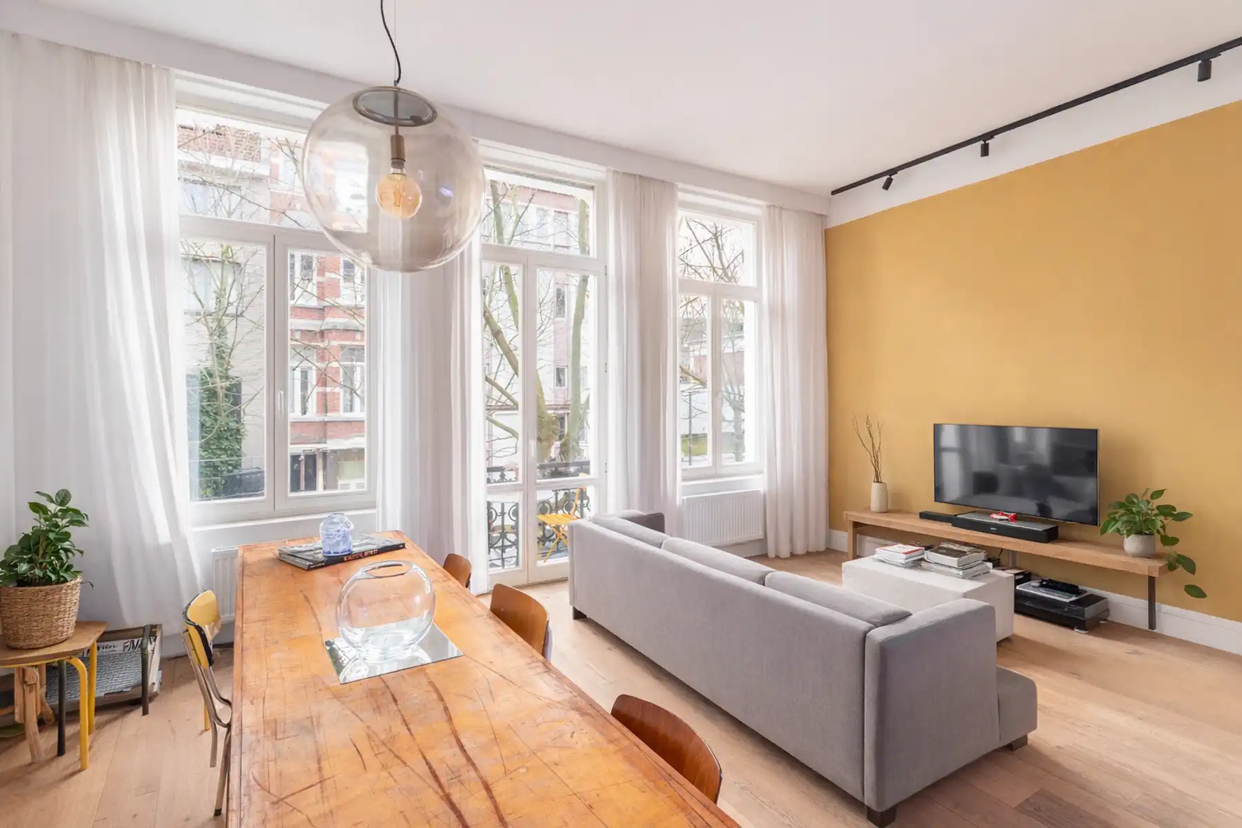 2 slpk appartement met balkon op het bruisende Zuid foto 5