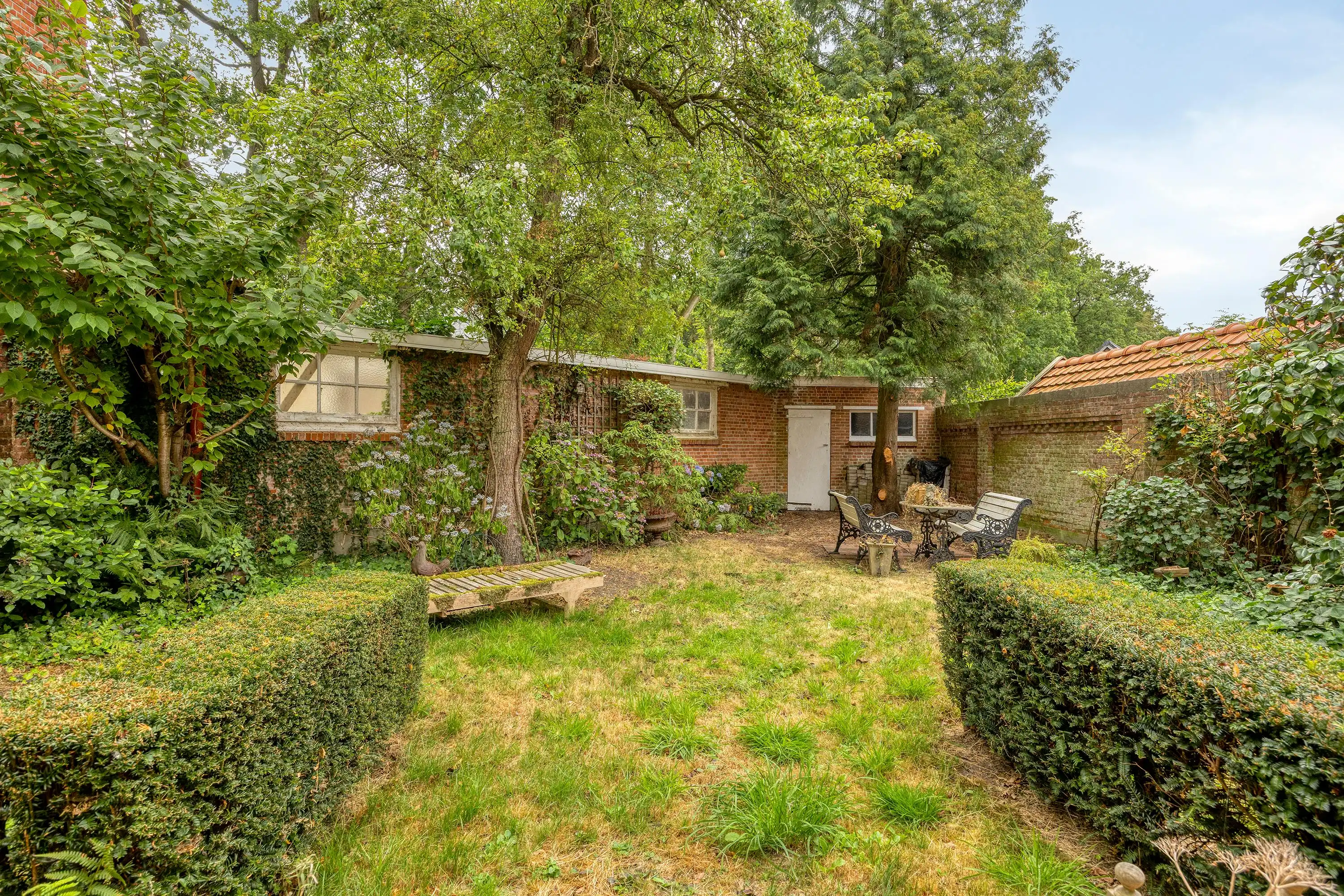 Karaktervolle, te renoveren woning te koop te Essen-Heikant! foto 34
