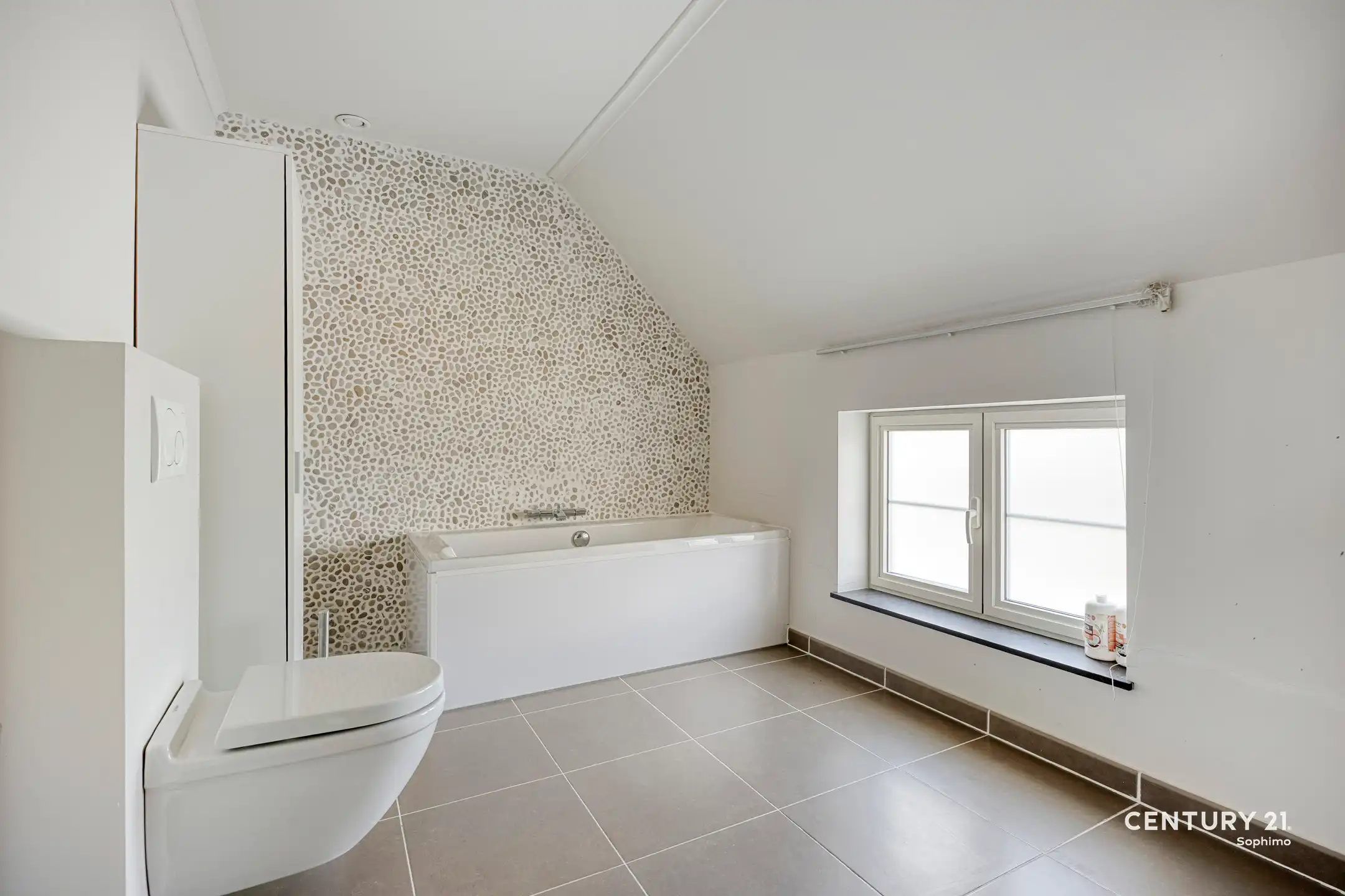Ruime instapklare woning foto 18