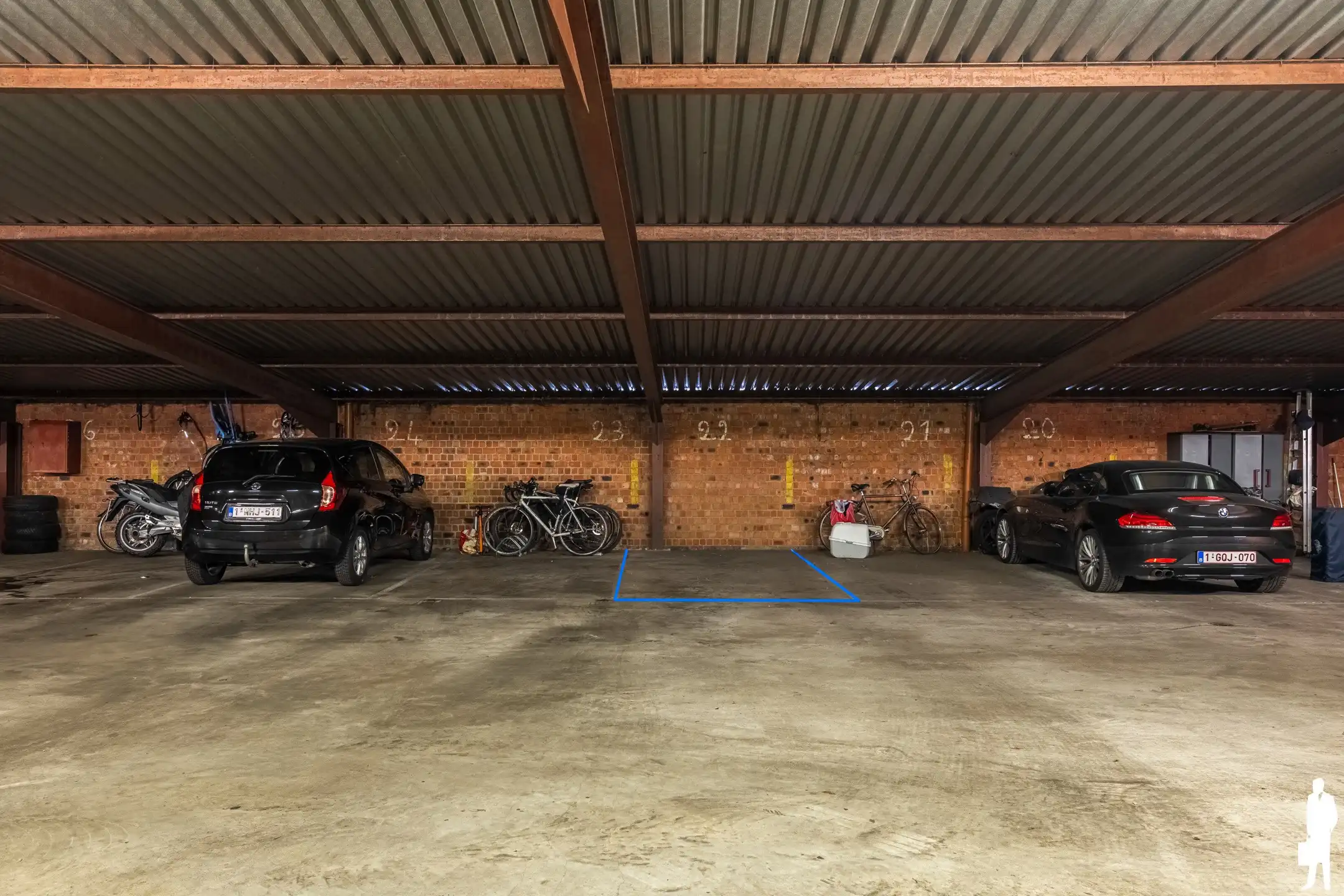 Ruim appartement bij het Wannikhovepark met autostaanplaats foto 22