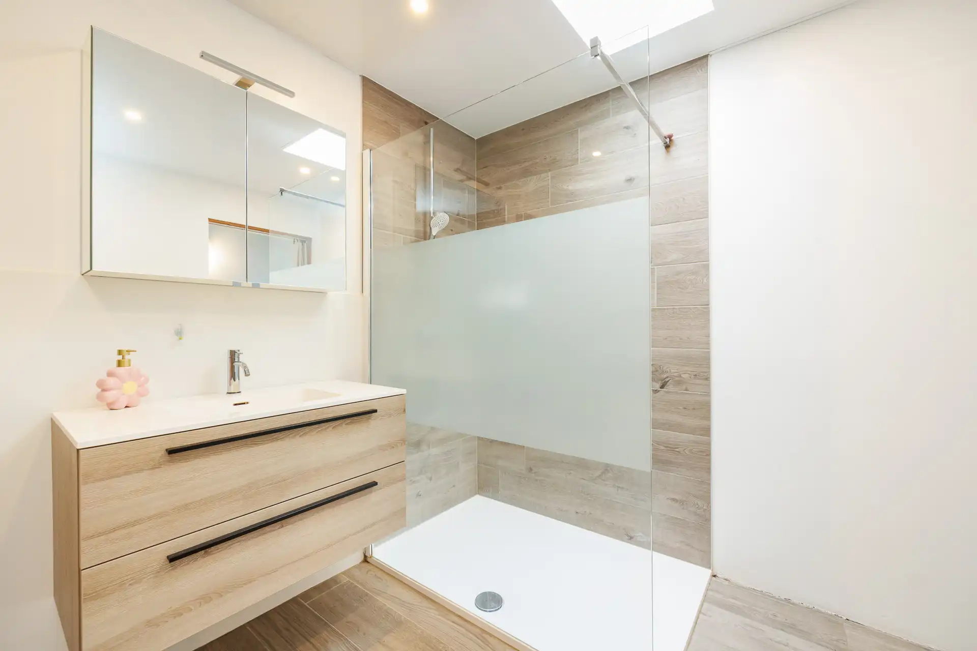 Instapklare eengezinswoning in Niel met 3 slaapkamers. foto 8