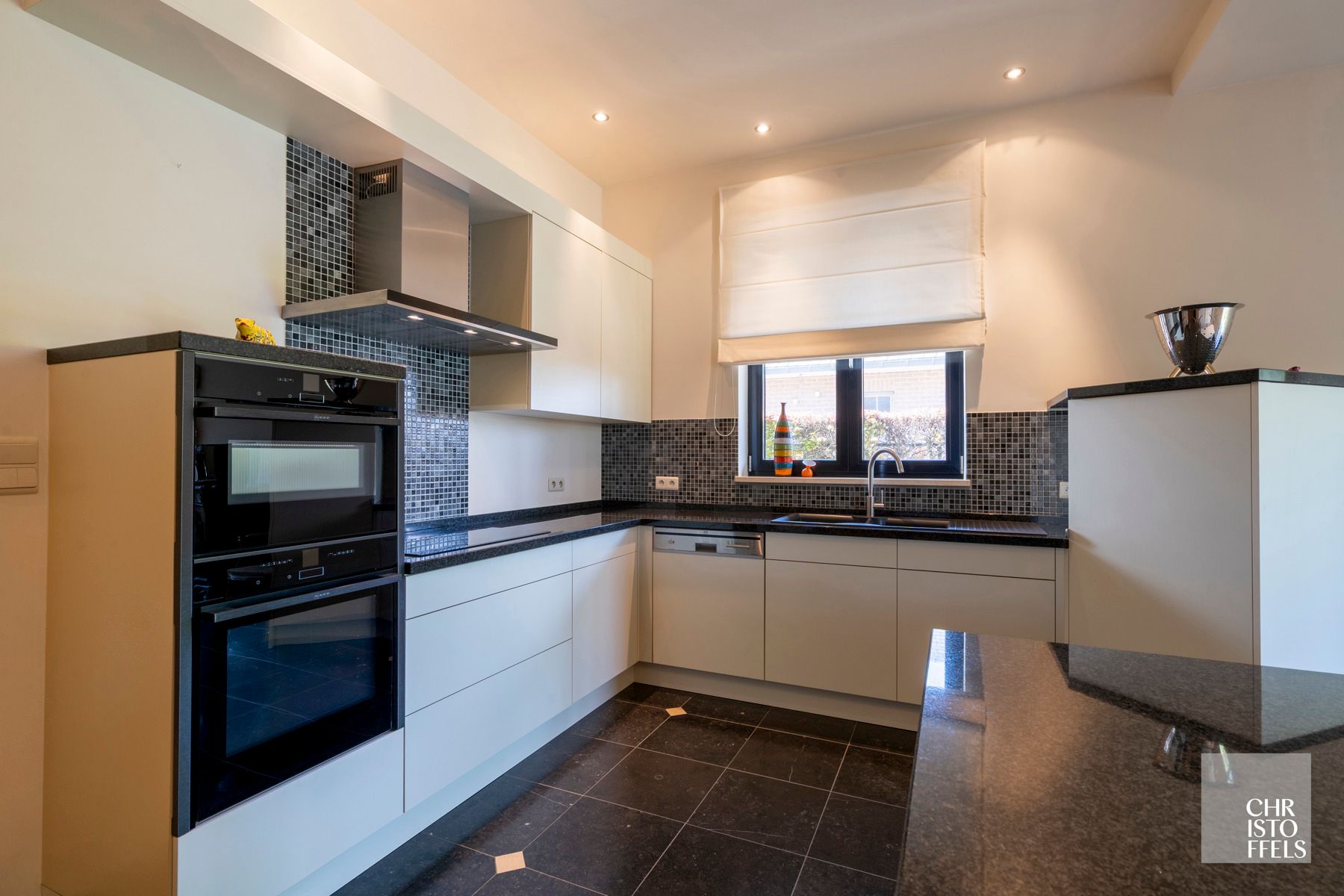 Riante villa (481 m²) met vrij zicht op een perceel van 25a67ca foto 11