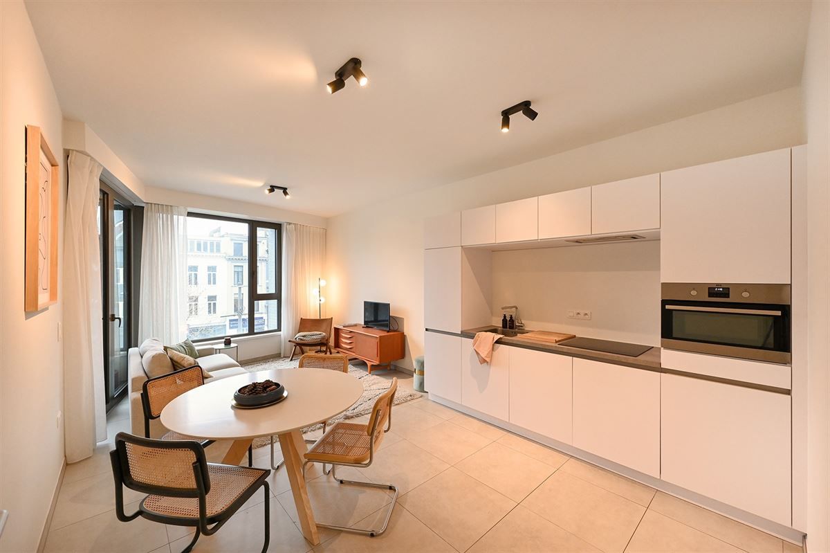 Gemeubeld appartement foto {{pictureIndex}}