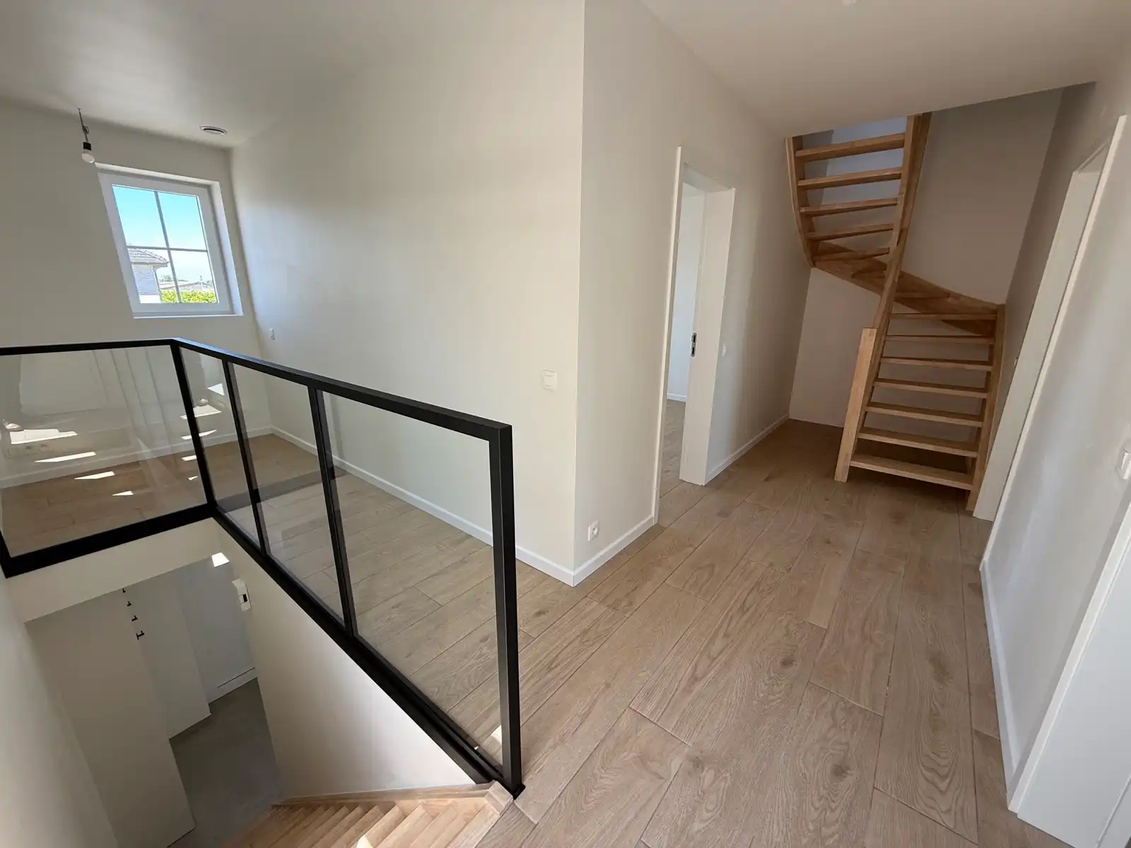 Instapklare energiezuinige woning met 3 slaapkamers op een rustige ligging langs het Kanaal Gent-Brugge foto 12
