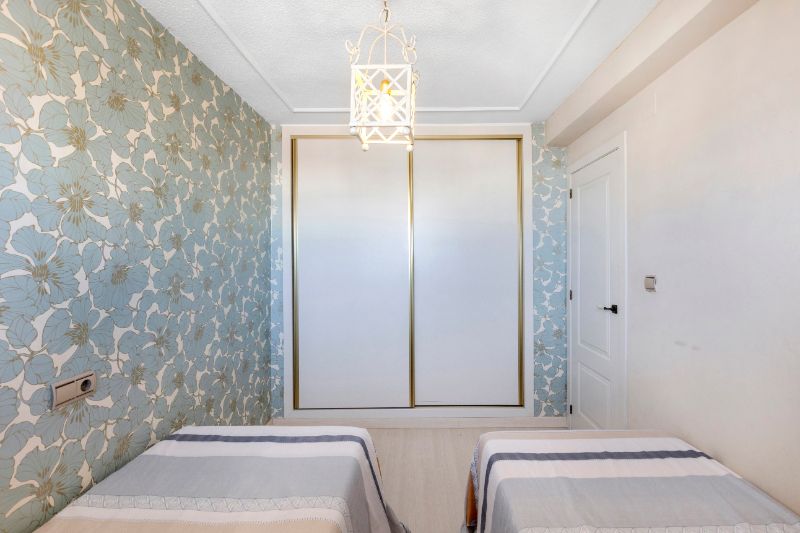 Appartement met frontaal zeezicht te koop – 8ste verdieping, Playa del Cura foto 9