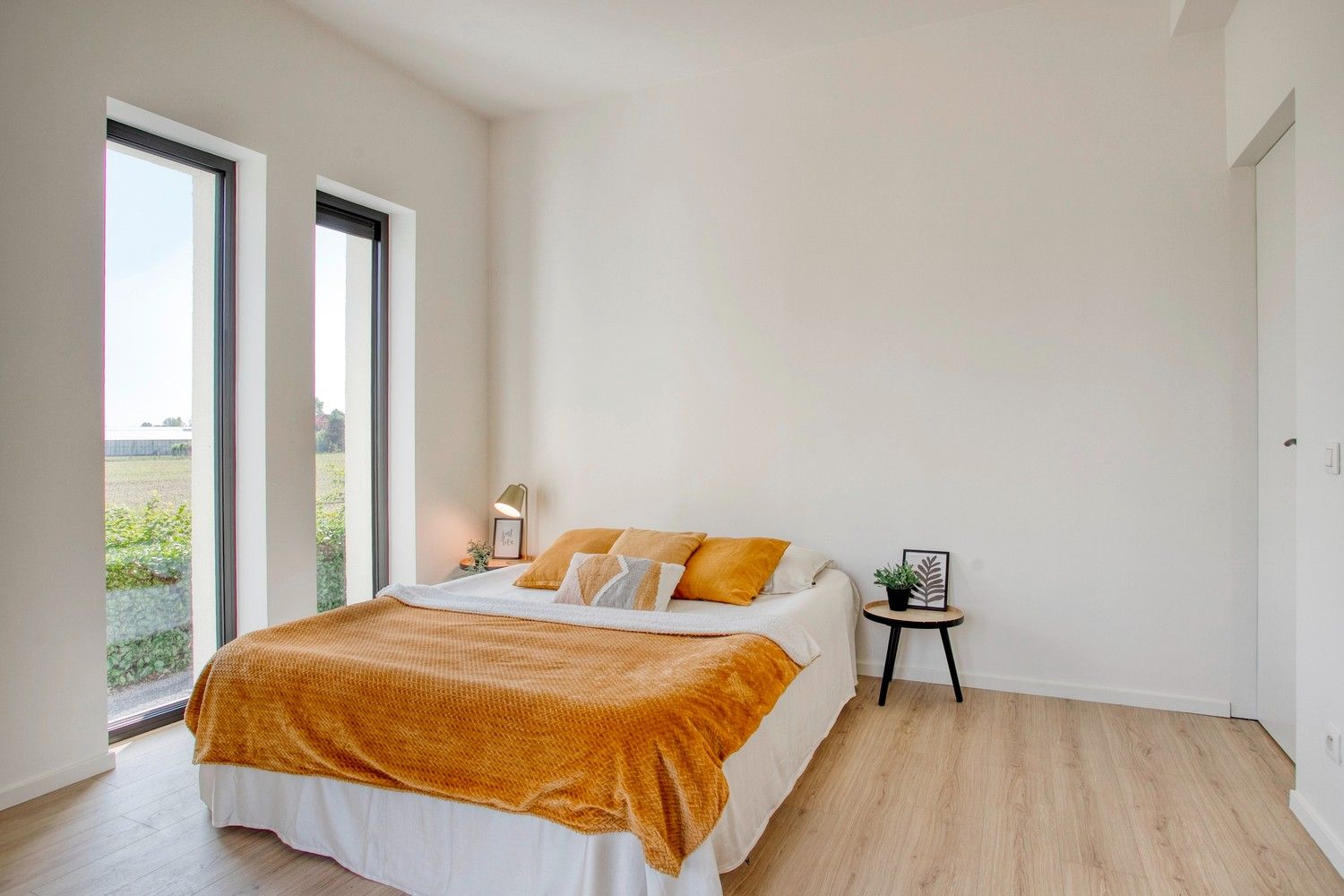 Prachtig gerenoveerde interbellum BEN-woning met diepe, zonnige tuin te Afsnee foto 11