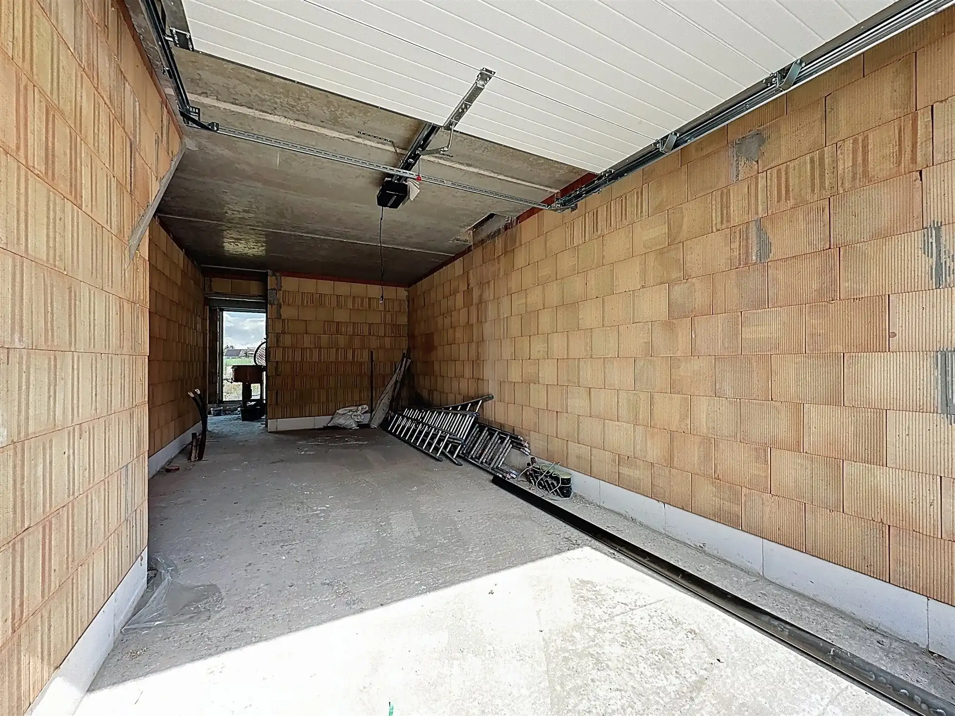 Half open bebouwing foto 9