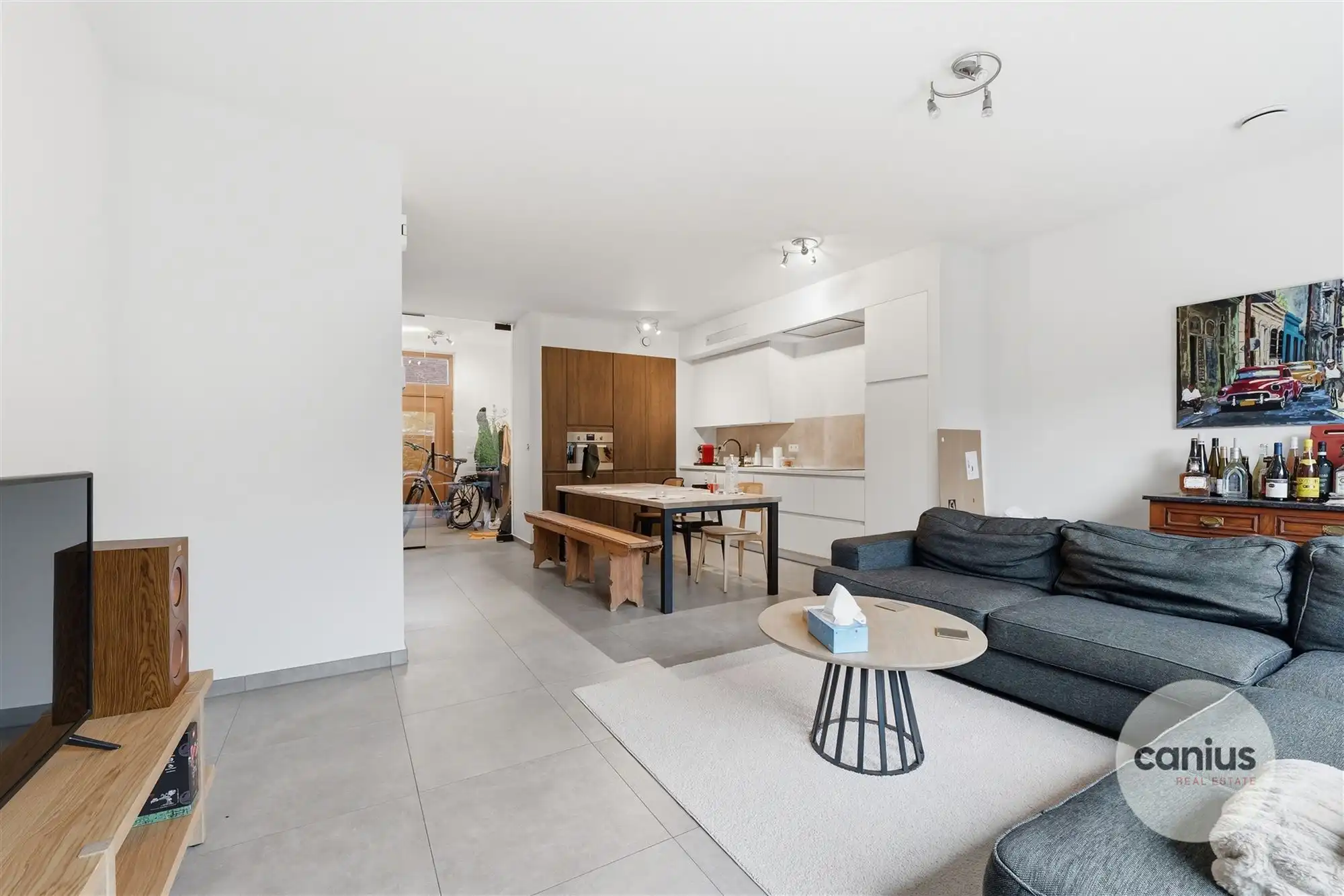 HEDENDAAGSE WONING NABIJ HET CENTRUM foto 6