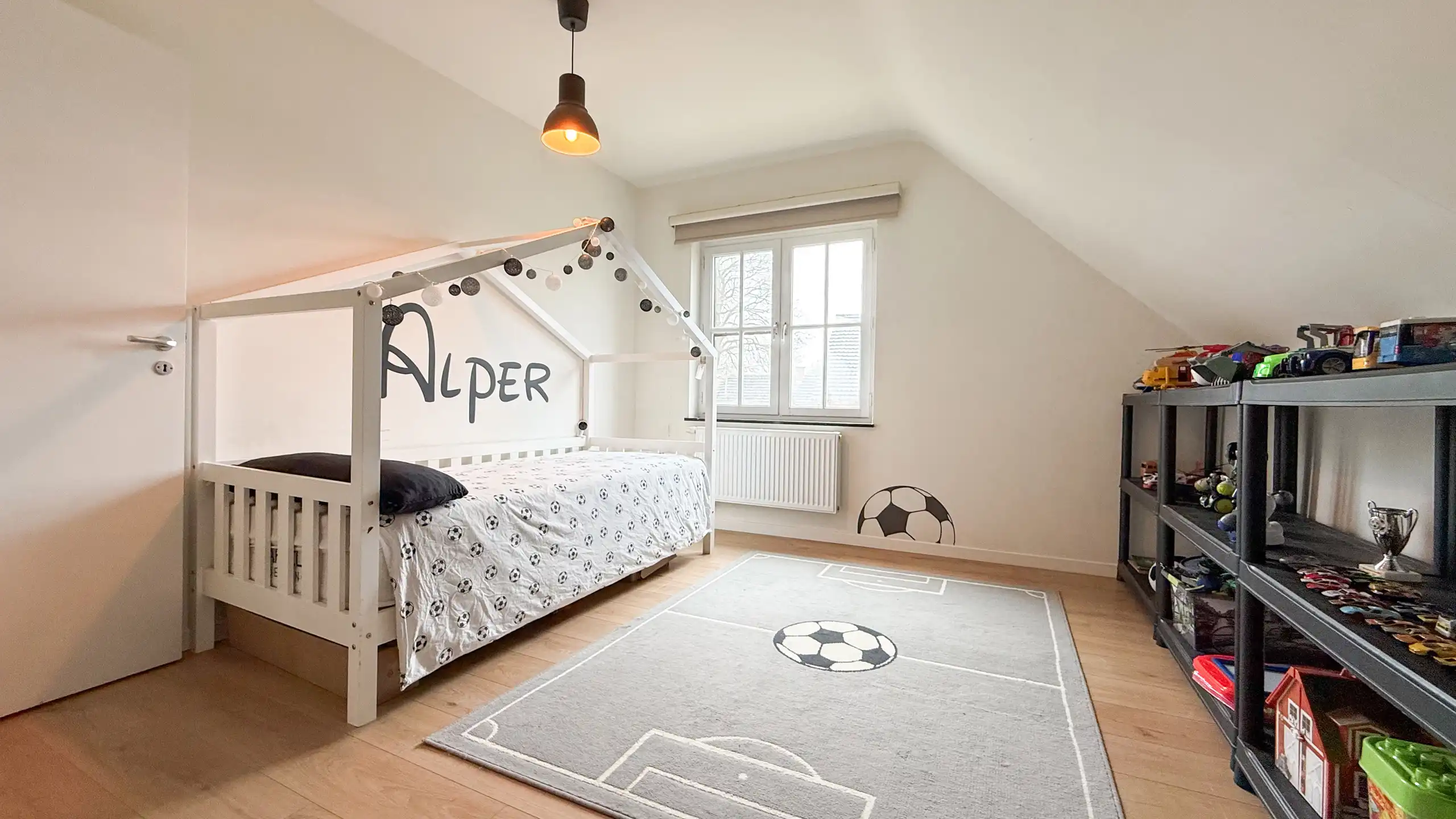 Instapklare open bebouwing met 4 slpk en 2 leefruimtes! foto 28