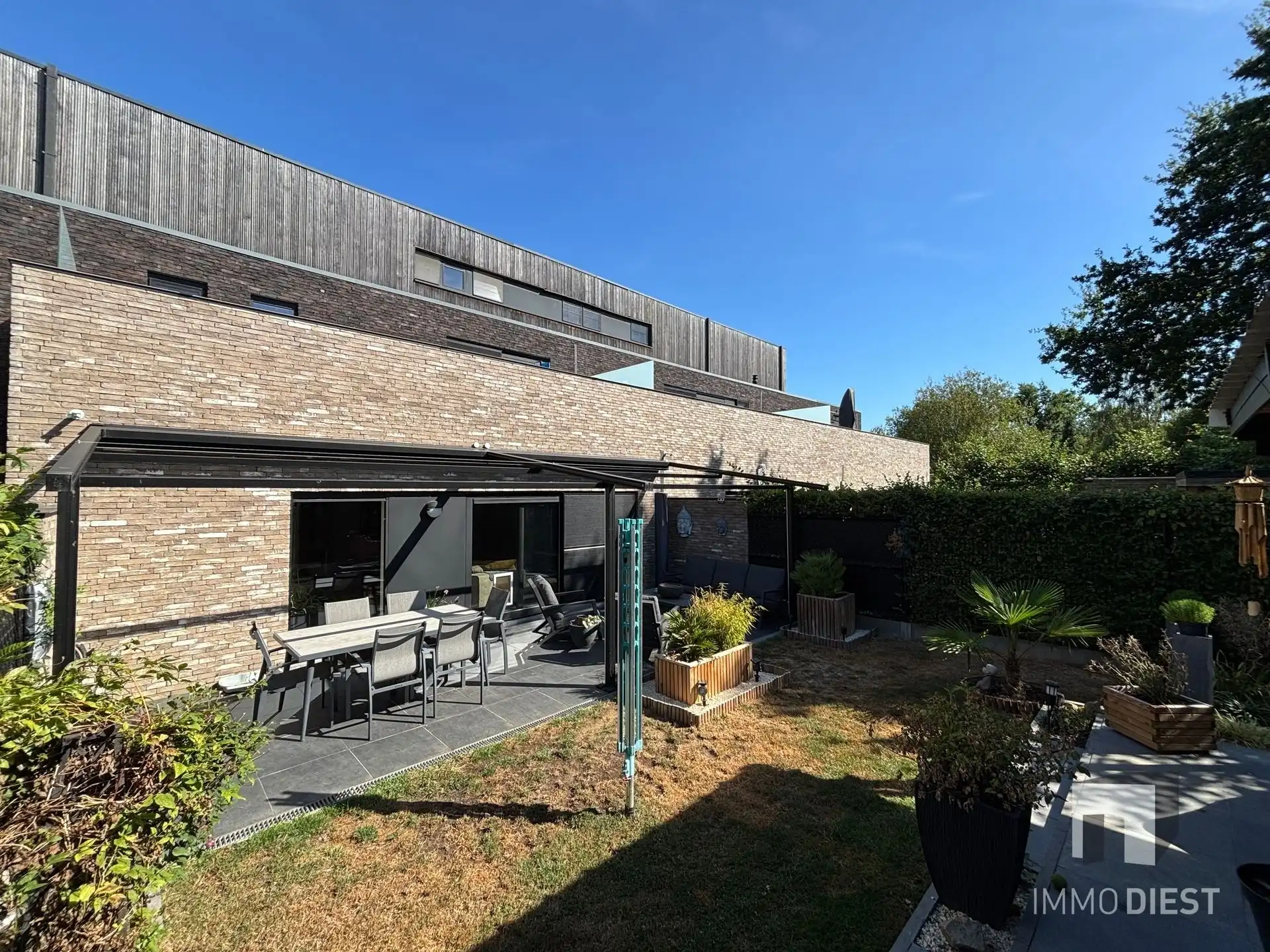 Ruim gelijkvloers appartement met open leefruimte en zonnige tuin foto 53