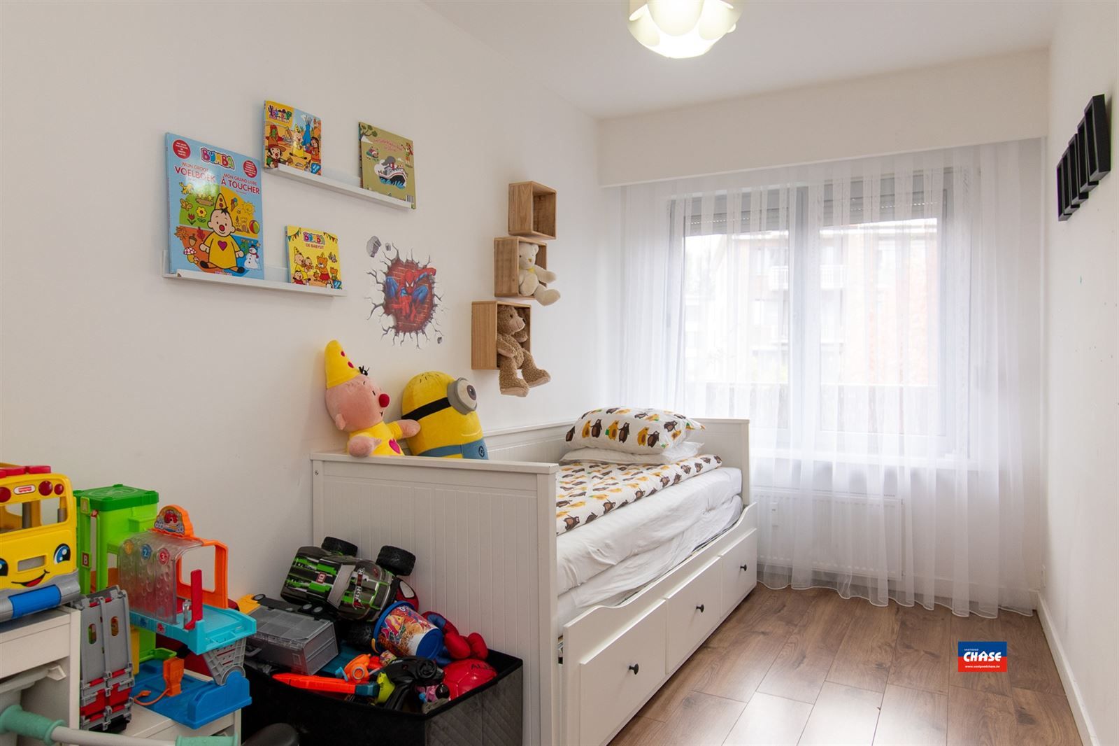 Appartement met 3 slaapkamers + dressing, kelder en garage foto 9