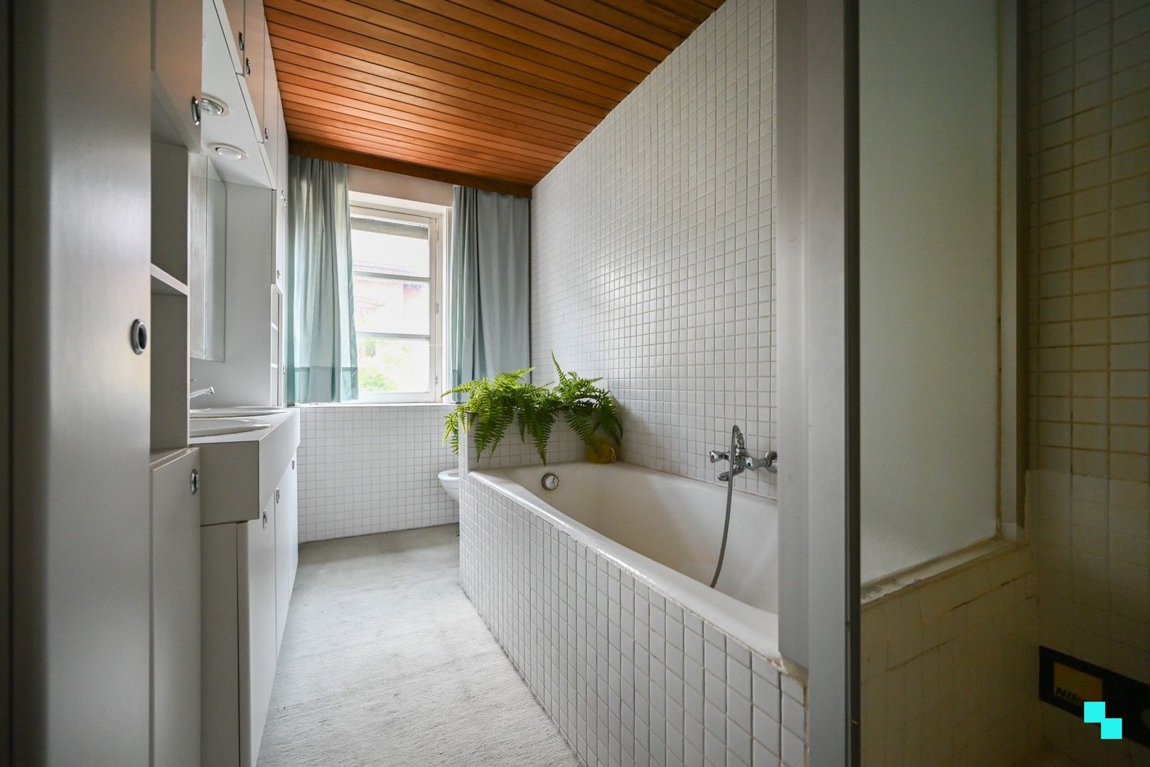 Centraal gelegen woonst met handelsruimte te Izegem foto 27