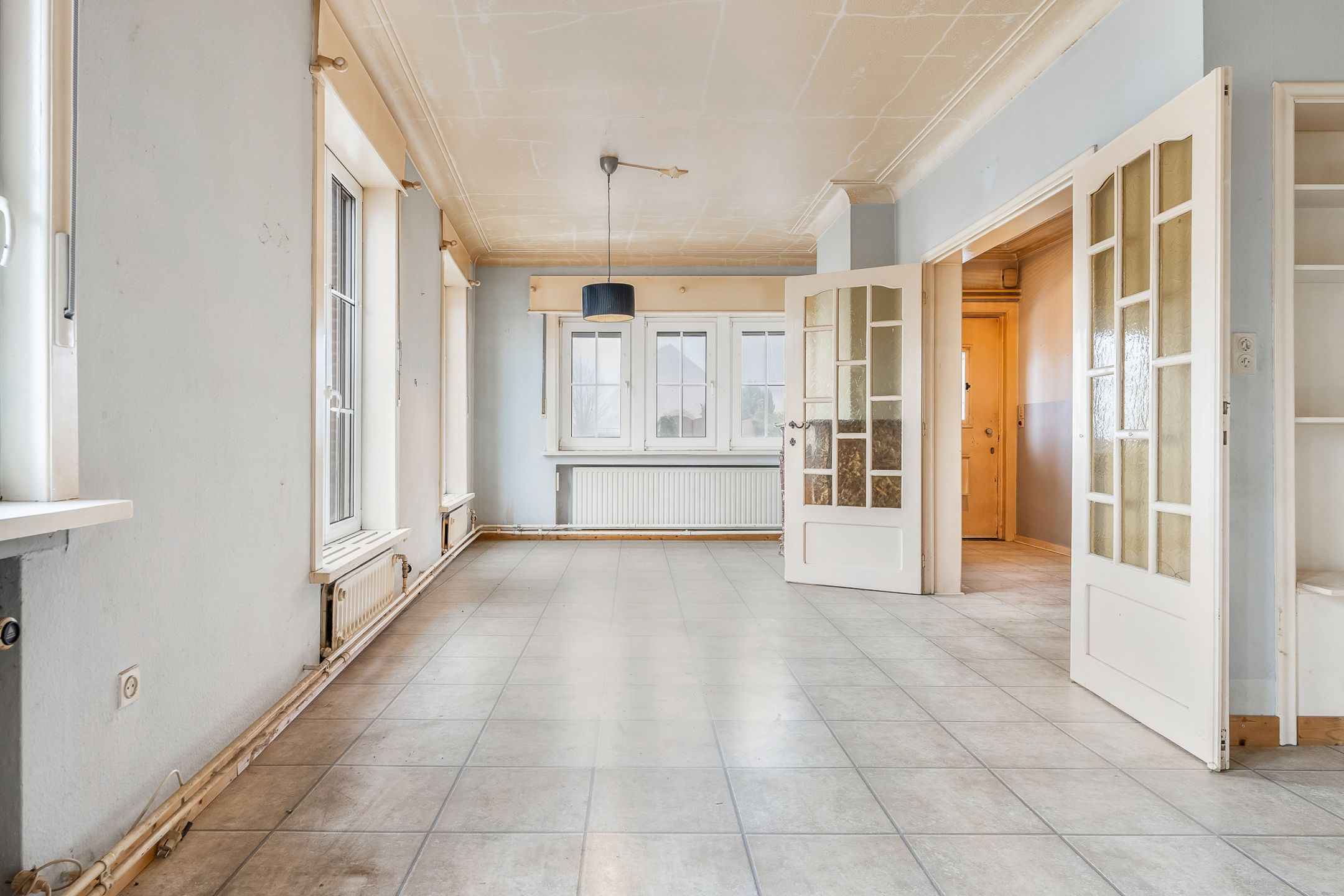 Te renoveren woning inclusief loods te Zichen foto 4
