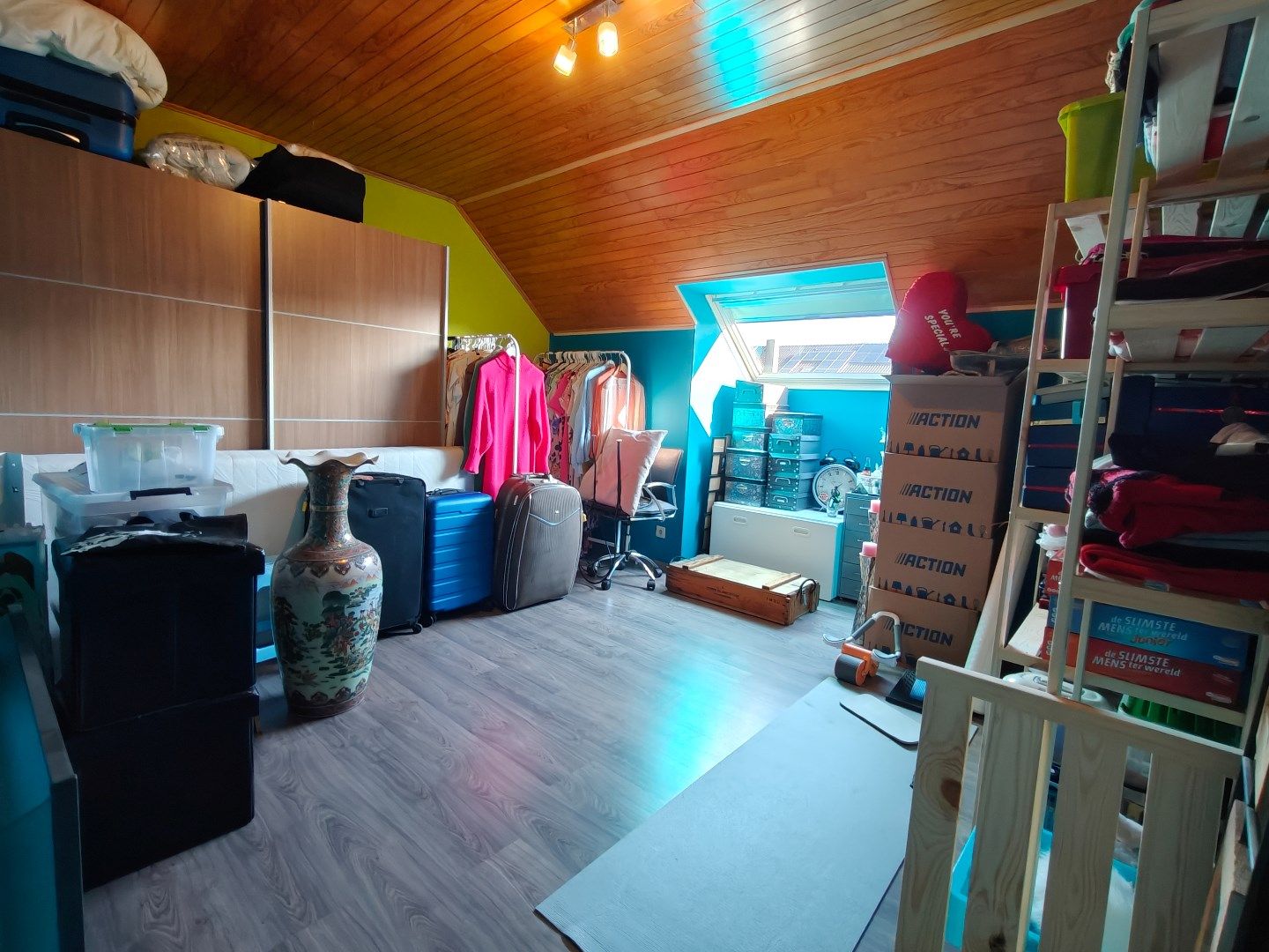 Ruime en instapklare halfopen bebouwing met tuin en garage foto 10