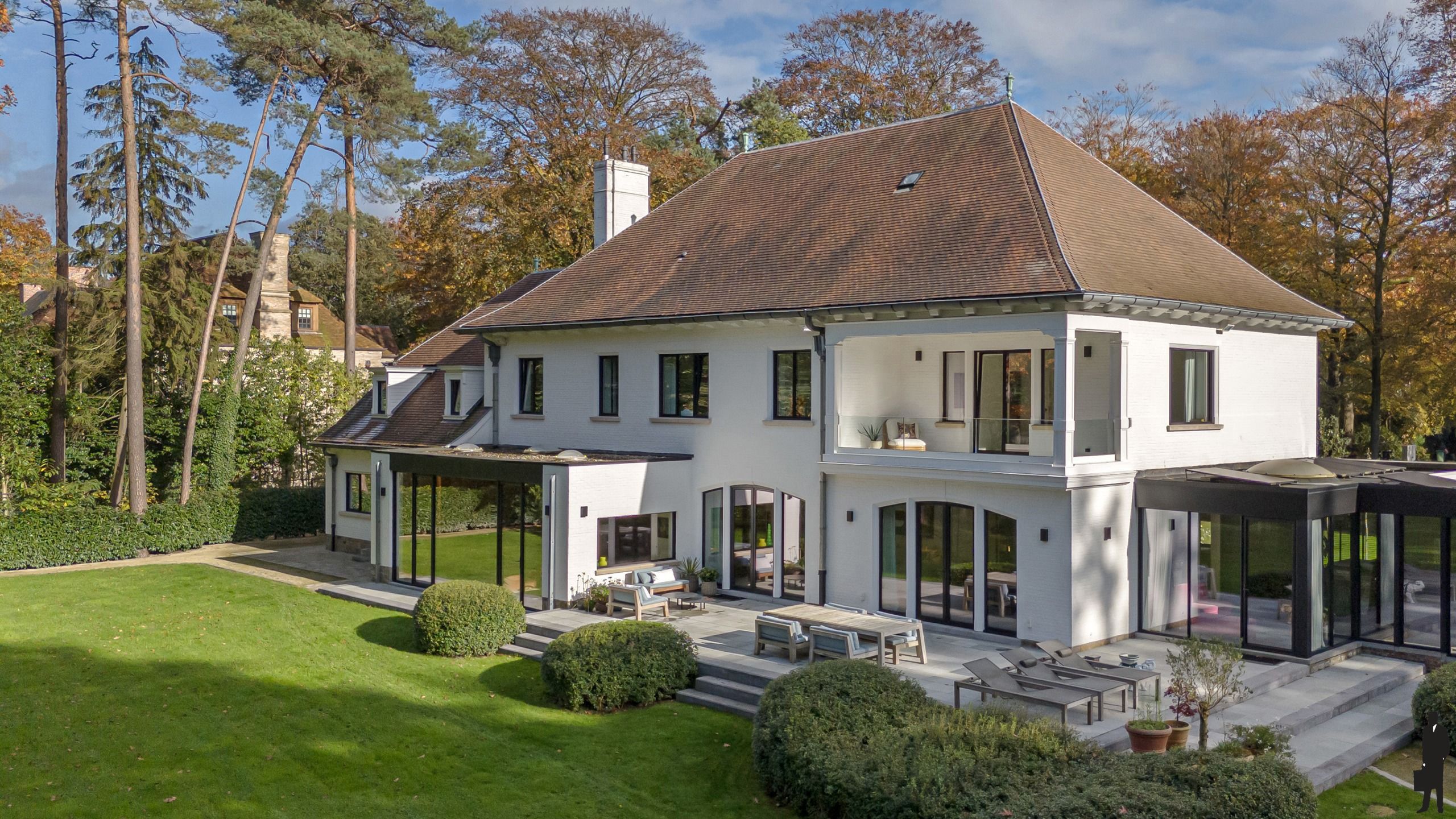 Prachtige recent totaal gerenoveerde villa op ca. 5.311 m².   foto 30