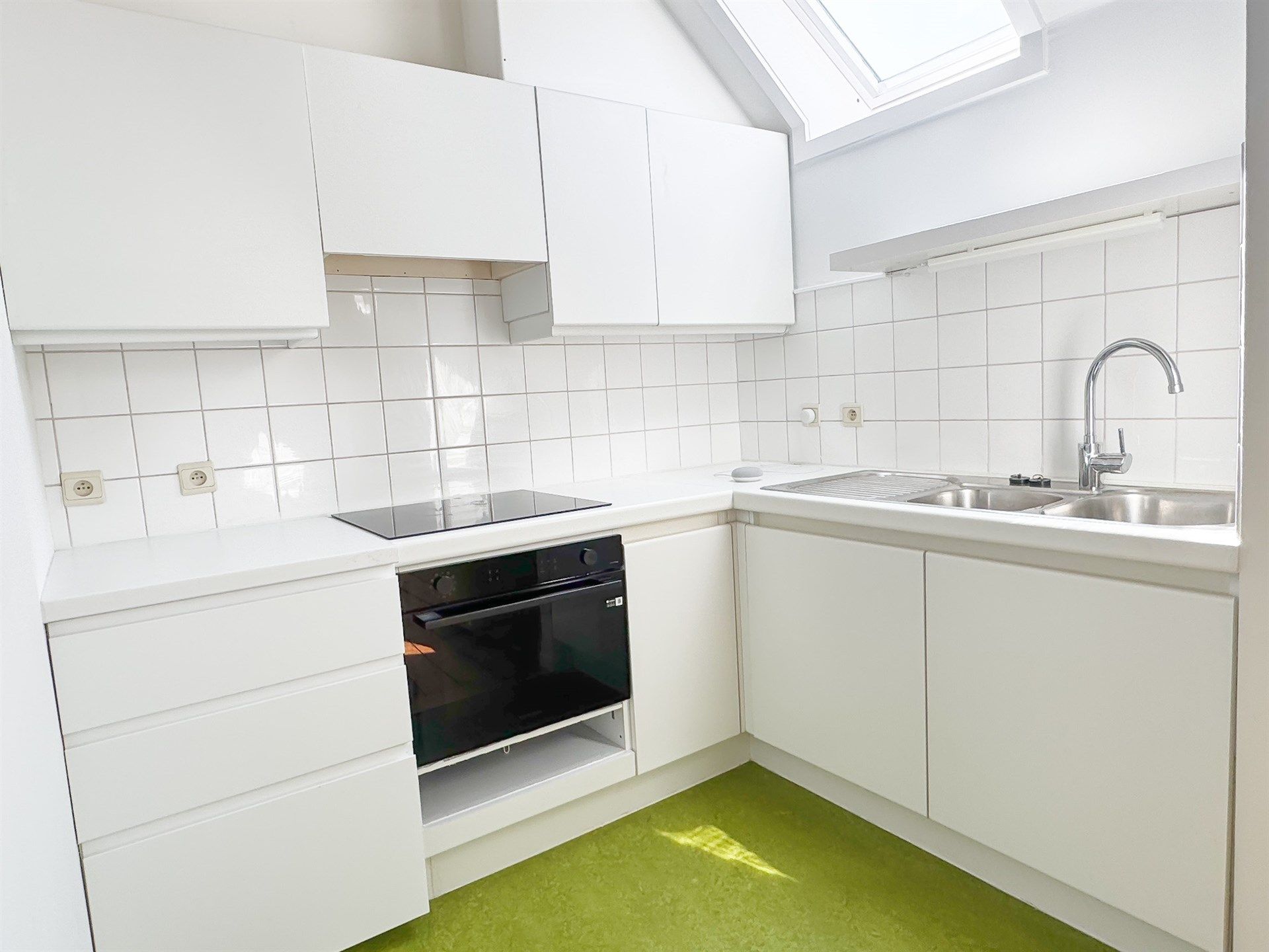 Lichtrijk dakappartement met mezzanine foto 9