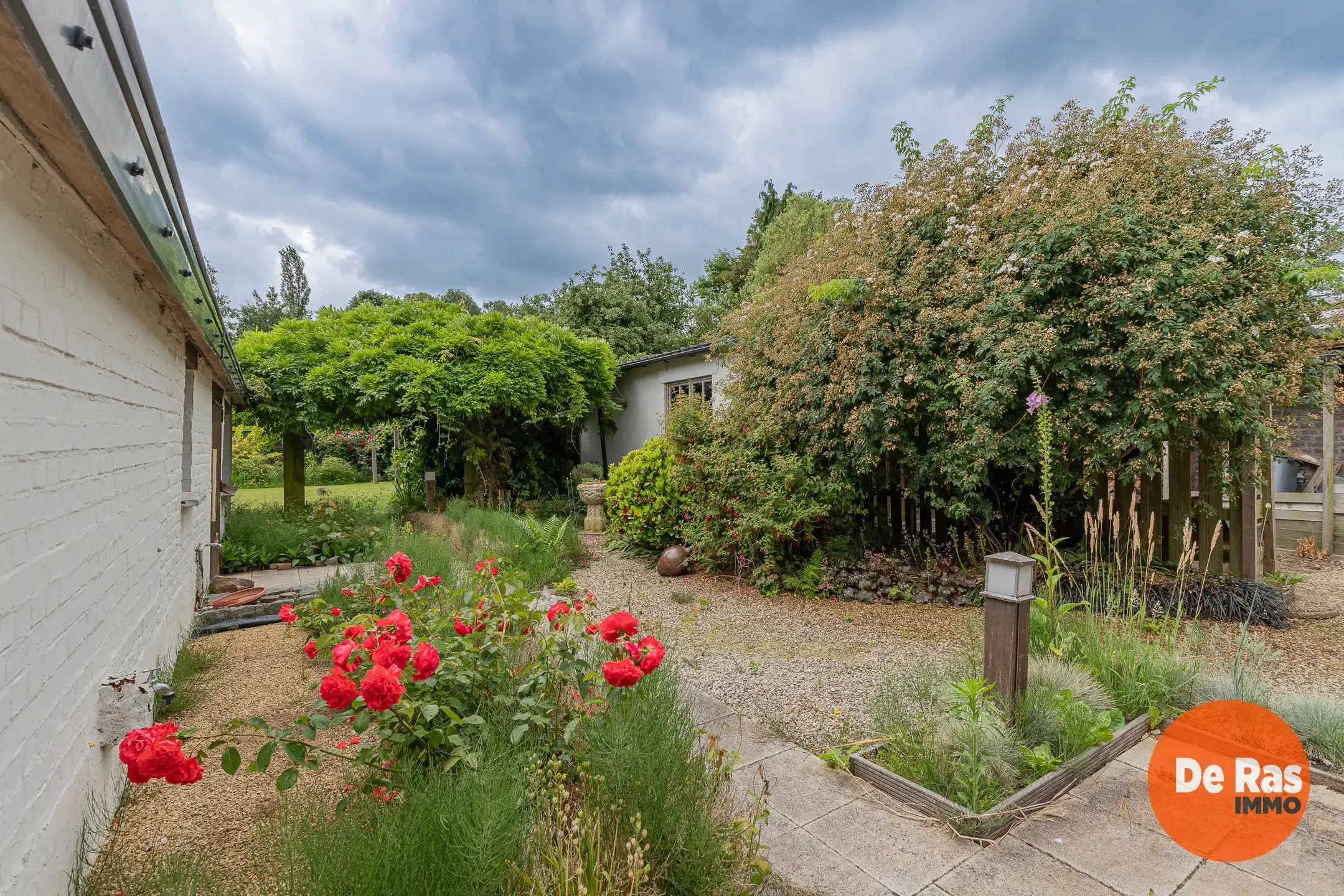 BOTTELARE – Ruime woning met tuin, dubbele garage en 5 slpks foto 21