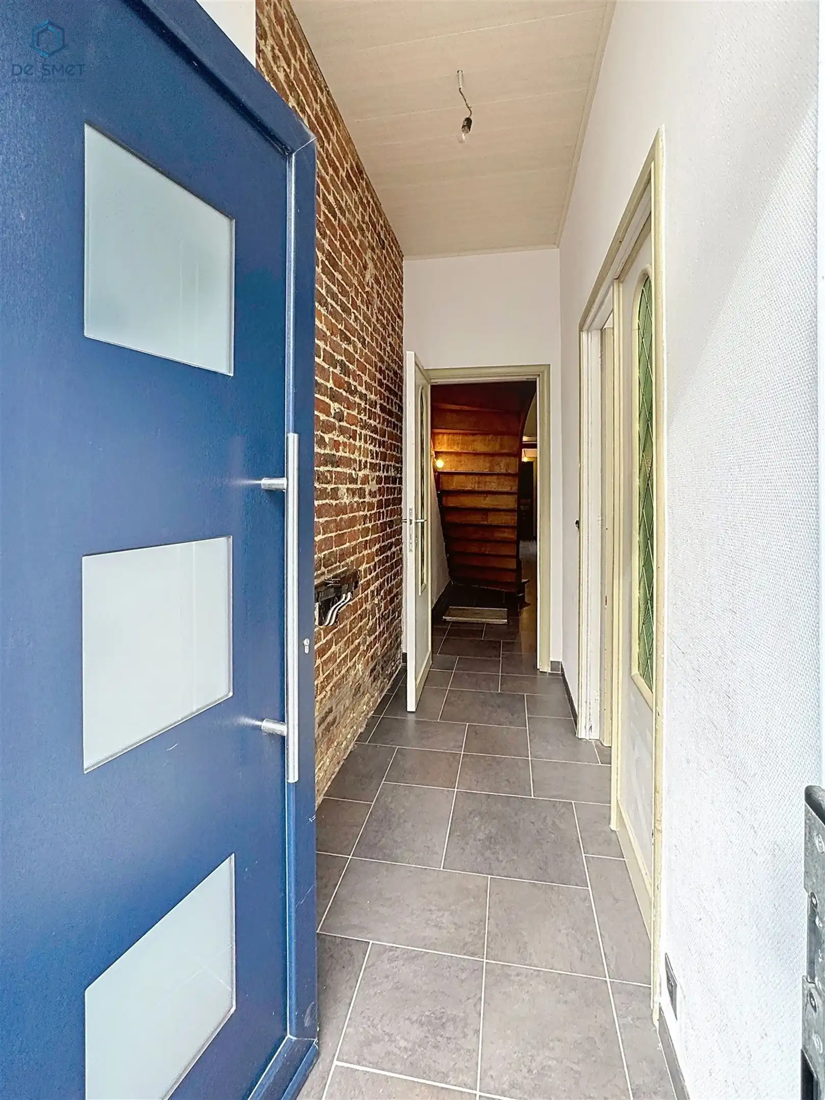 Instapklare, volledig gerenoveerde woning met 4 slaapkamers, terras en tuinberging in hartje Geraardsbergen! foto 8