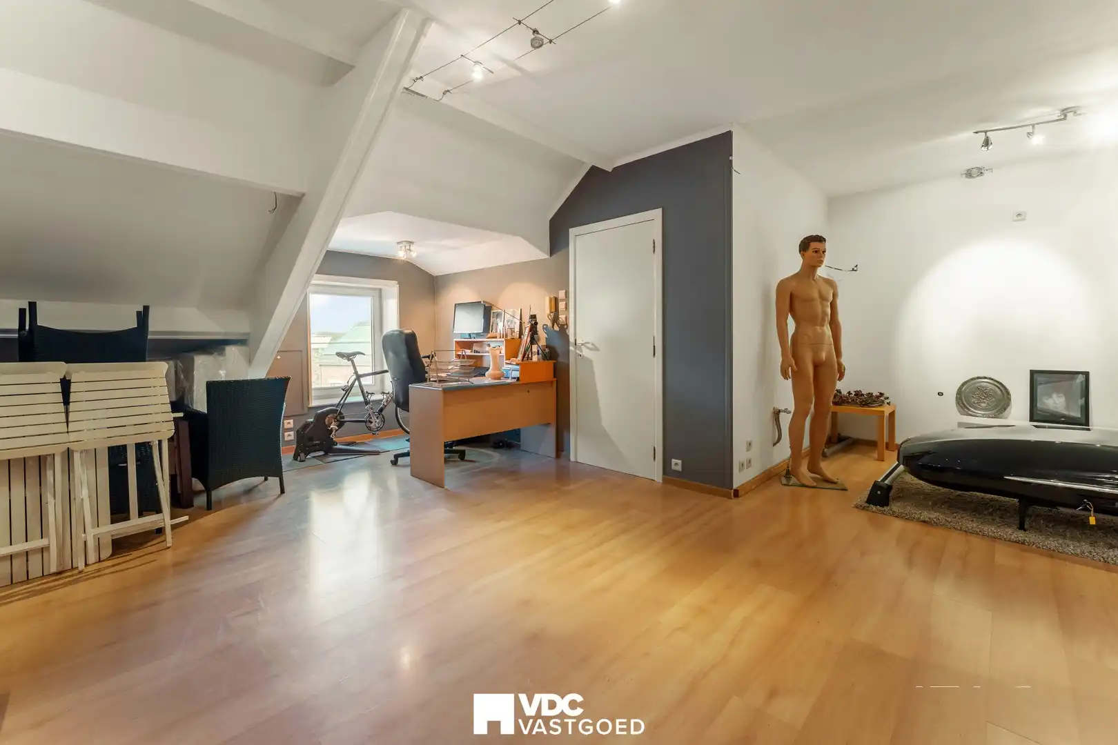 Instapklare, energiezuinige gezinswoning met tuin, veranda en polyvalente zolder (mogelijkheid tot studio) foto 34