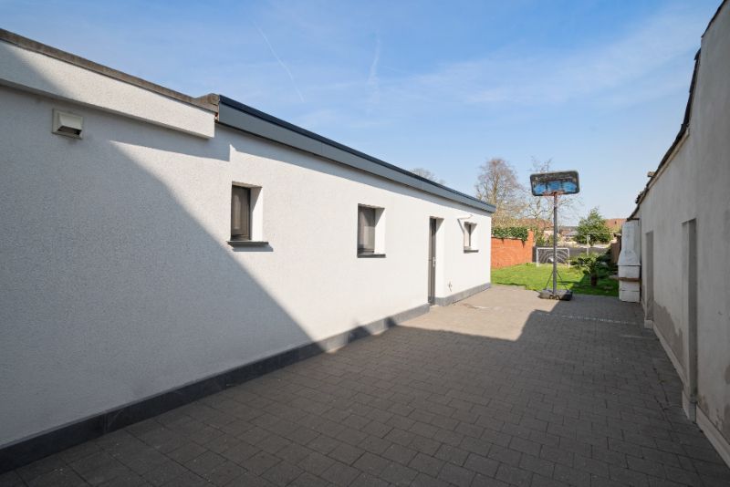 Hedendaagse - instapklare - zeer netjes onderhouden woning! foto 21